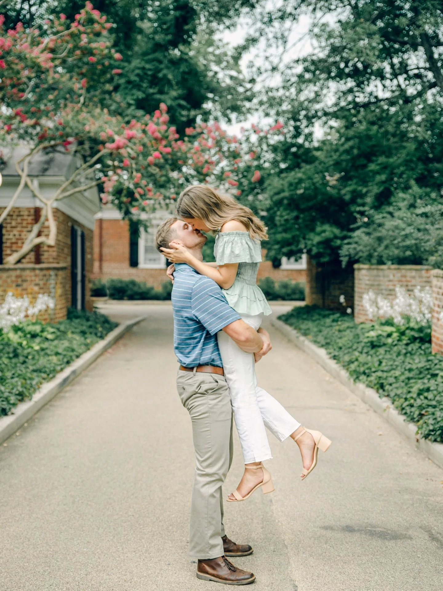 It was a race to beat the rain, but in the end we embraced it and its romantic charm. All the beautiful blooms and spring rain really made this engagement perfect <3 plus we ended at her sorority house where they had their first kiss on the porch-