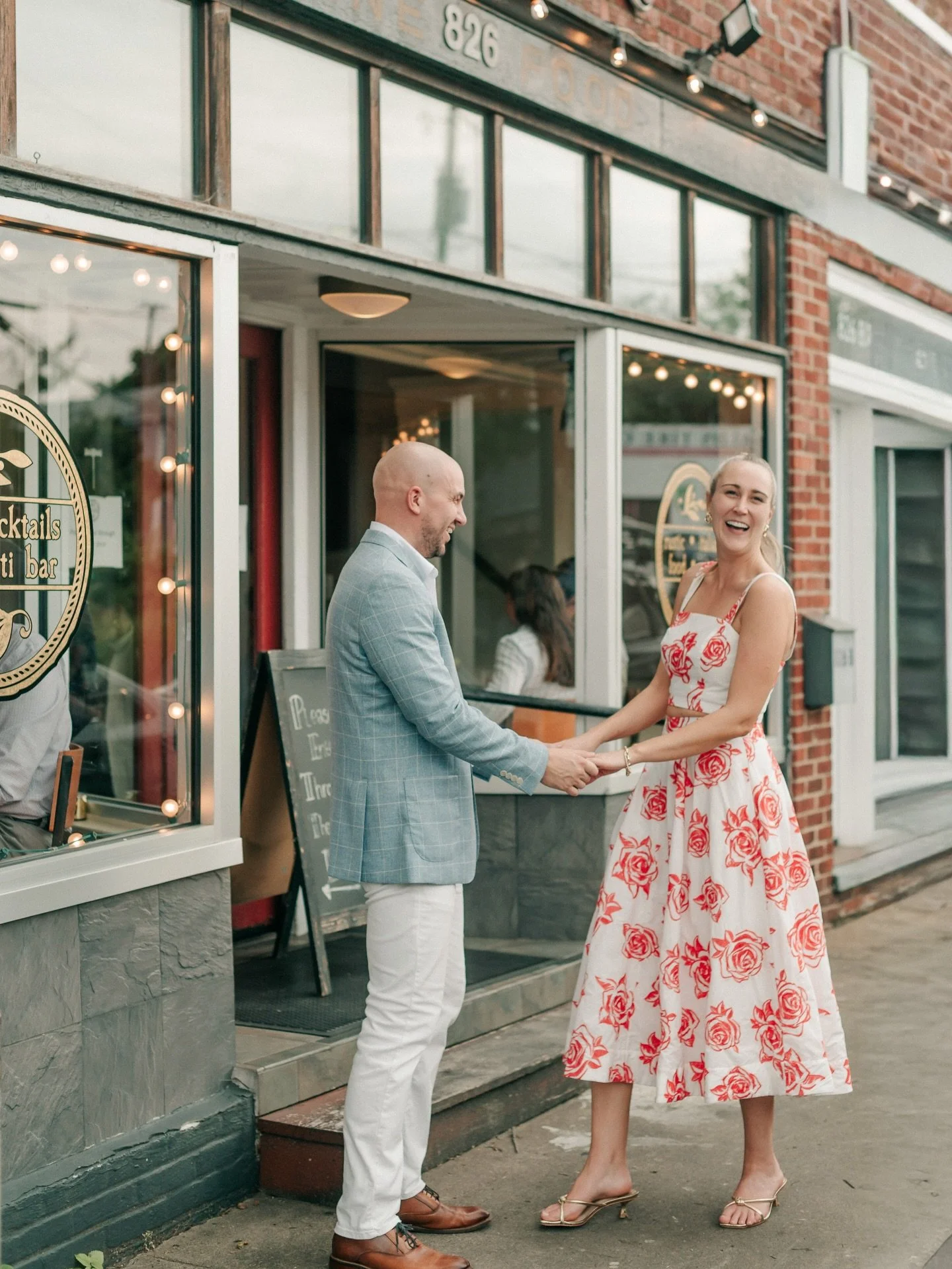 Pre-Rehearsal dinner photos are a must, especially when those outfits are 🫰🏼
#virginiawedding #virginiaweddingphotographer #vaweddings #vaweddingphotographer #charlottesvilleweddingphotographer