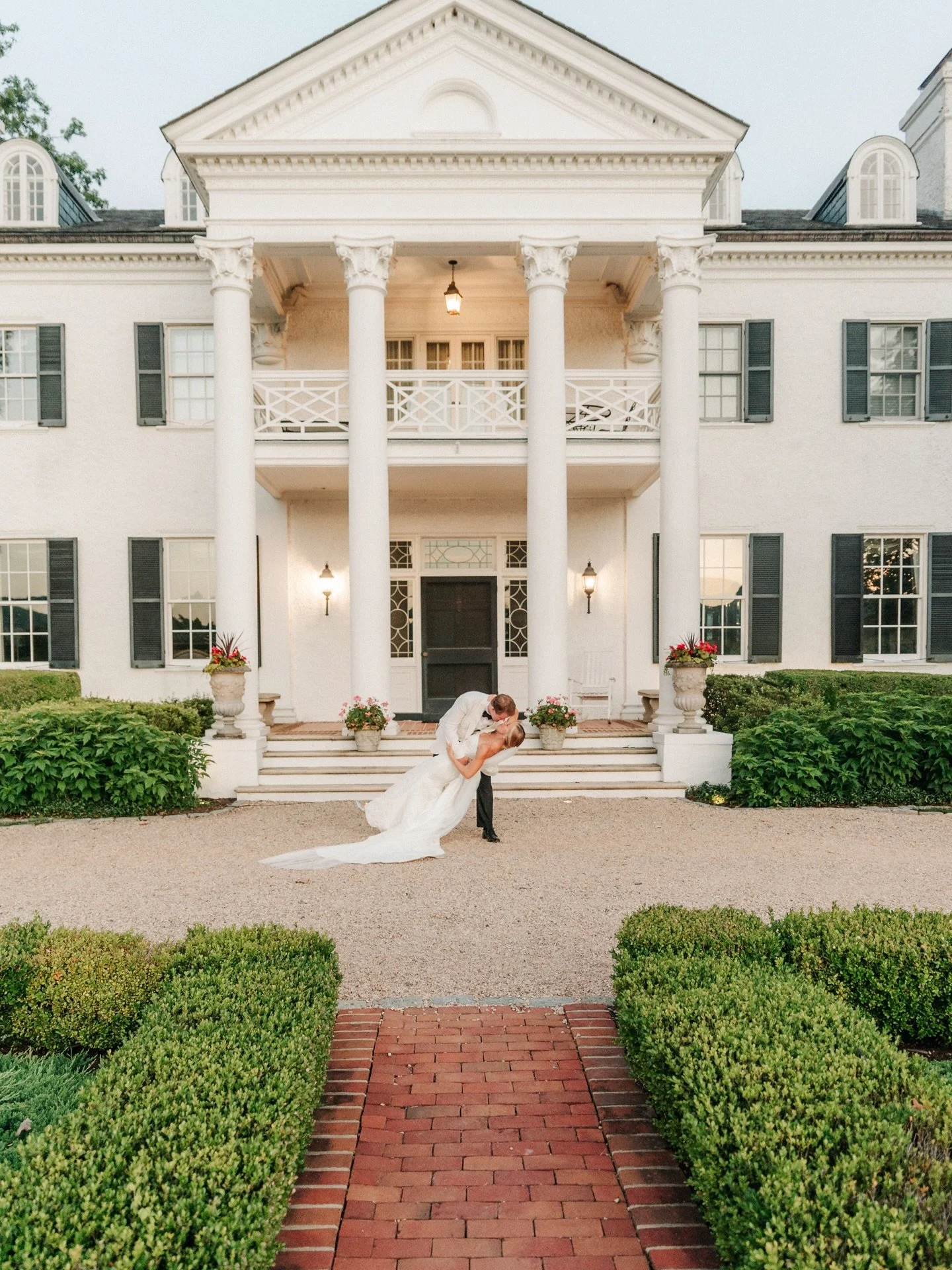 2027 is now booking and popular dates are disappearing quickly! I&rsquo;m overwhelmed with gratitude for my amazing couples who trust me with their special day🥂

#virginiaweddingphotographer #virginiawedding #vaweddingphotographer #vawedding #charlo