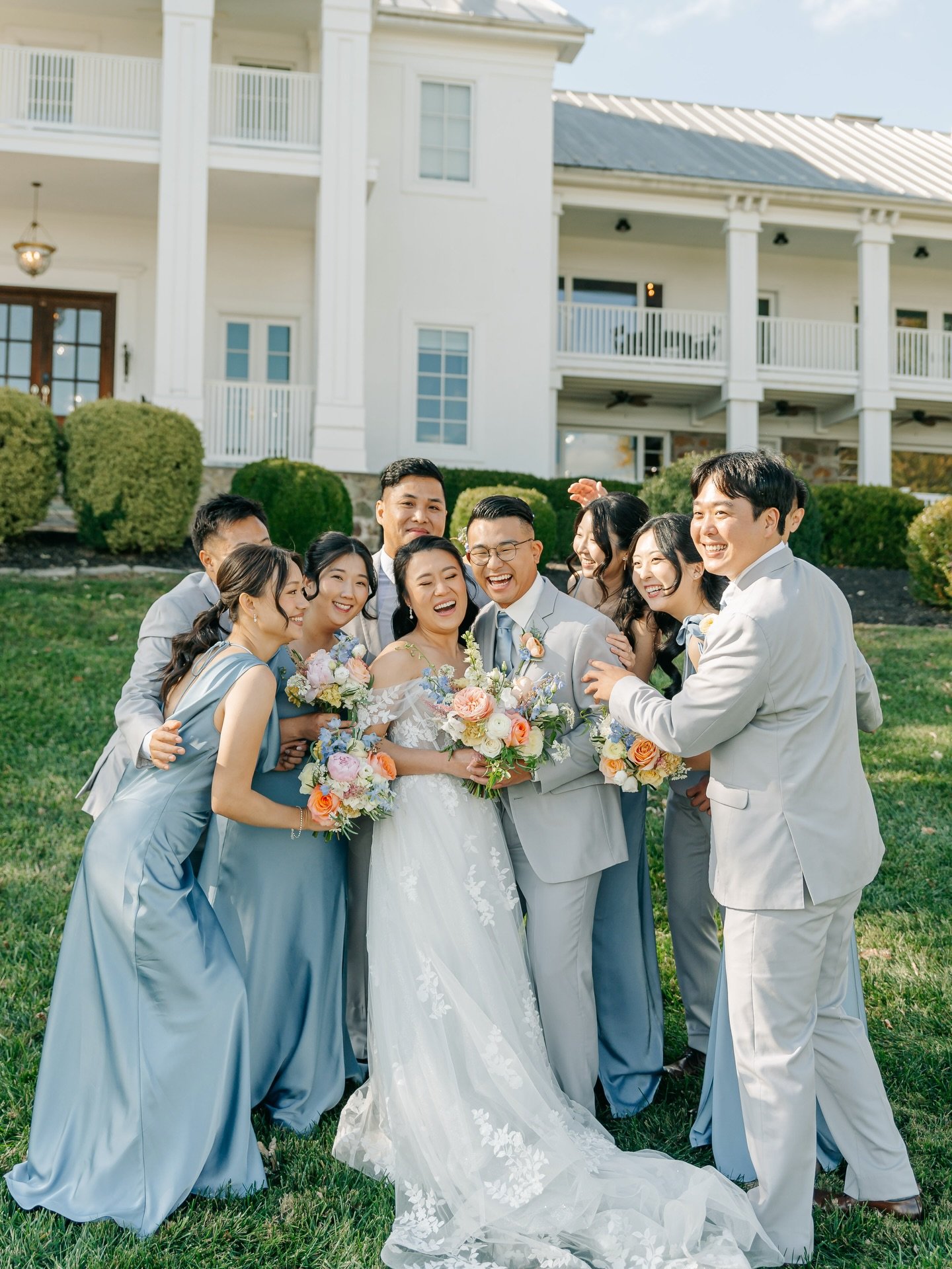The ones you love and care for deeply are the ones who'll be there on your wedding day, a moment when everything falls into place. This moment is so heartfelt, brimming with love and genuine delight. Take a moment during the dinner to look around and