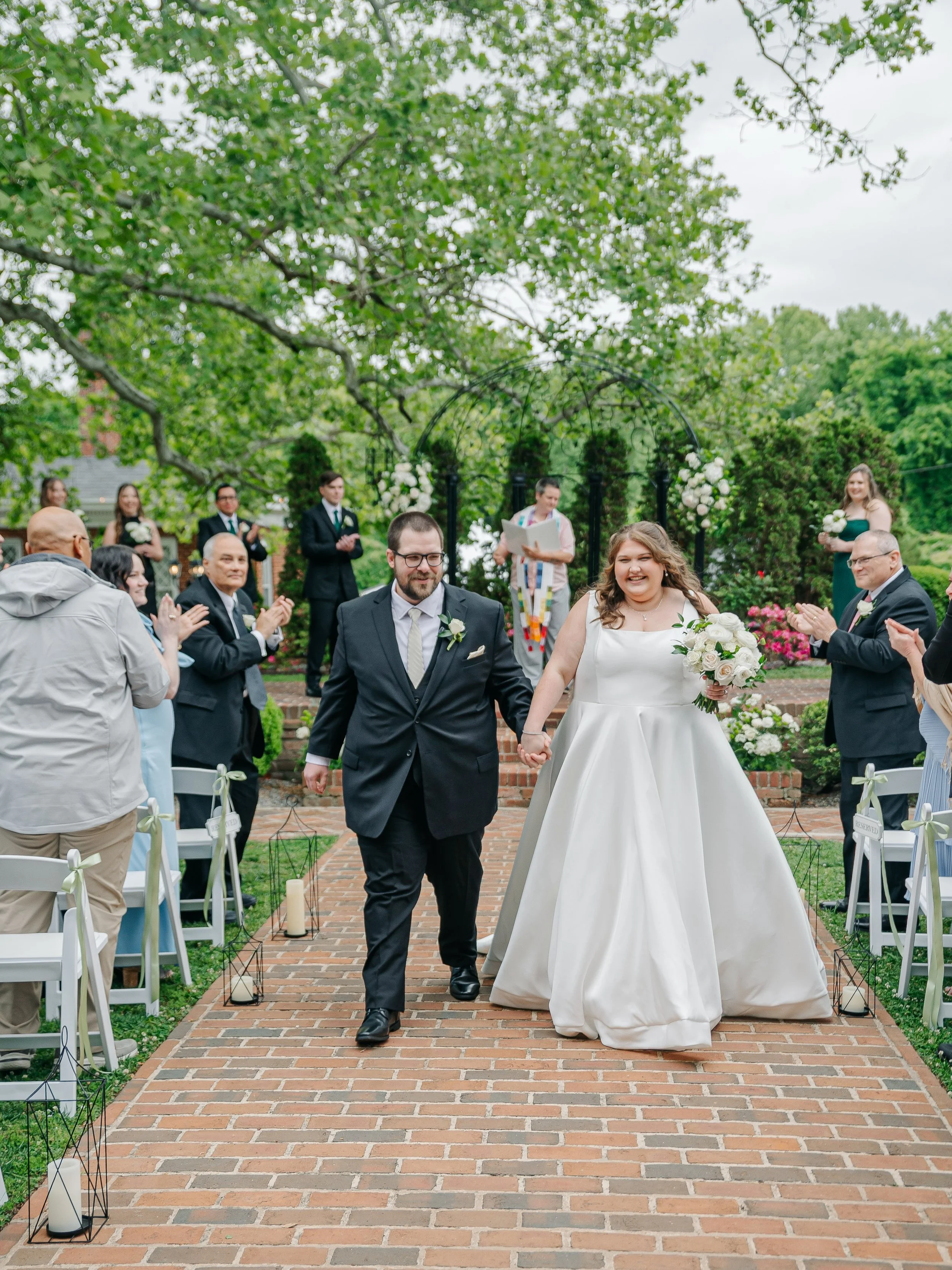 M+G the sweetest couple ended my weekend with their PERFECT wedding at @mankinmansion (huge shout out to Gillian-the MVP!!!) M+G thank you for the tears, beautiful memories and truly making me feel so loved on YOUR day. I&rsquo;ll cherish my Taylor S