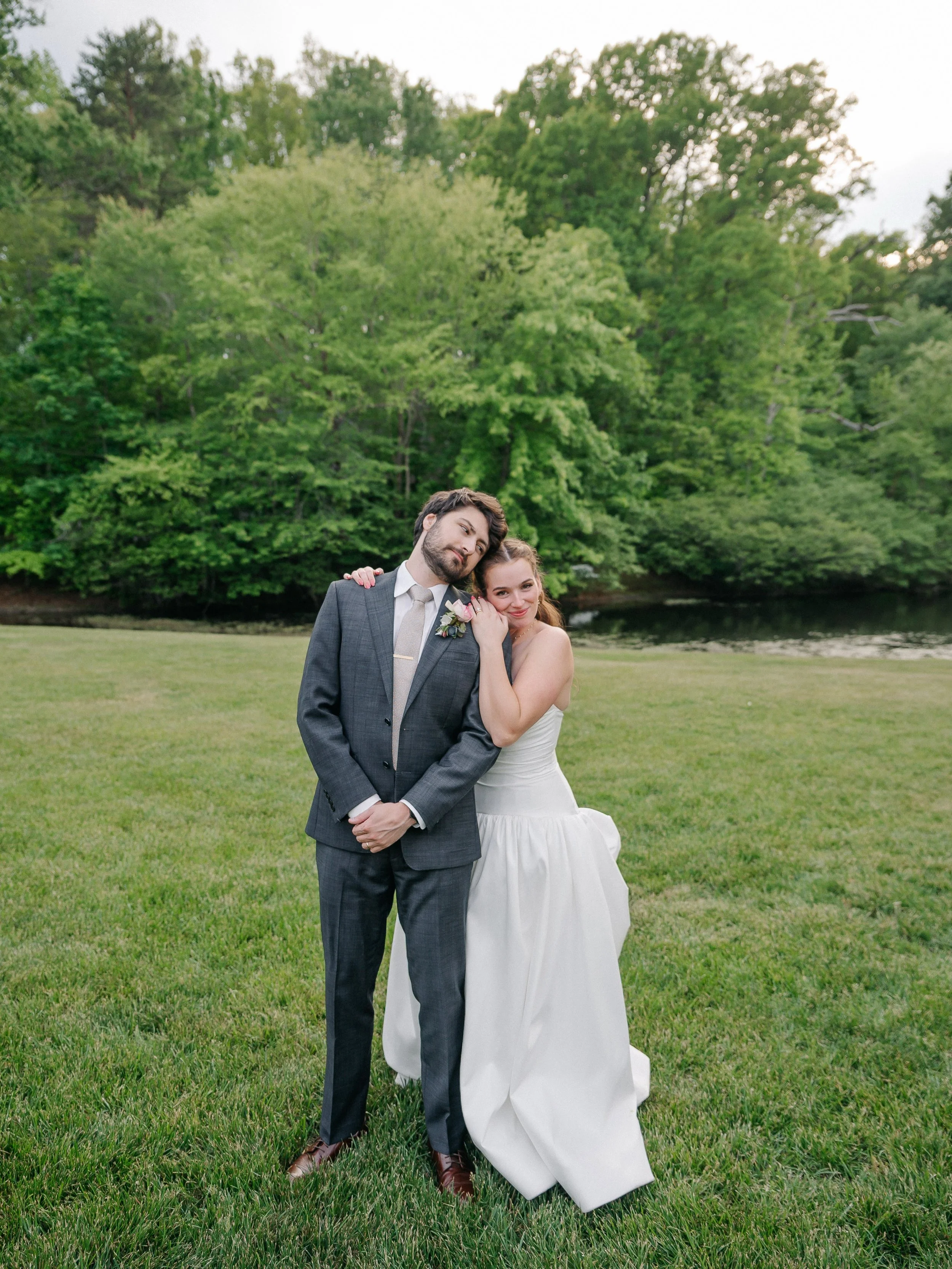 K+N&rsquo;s Saturday wedding at @stevensonridgeweddings was a vintage dream. K thrifted alllll the lace, swan figures and other trinkets that made up their stunning day. It was truly her Folklore era and I&rsquo;m so honored to have celebrated these 