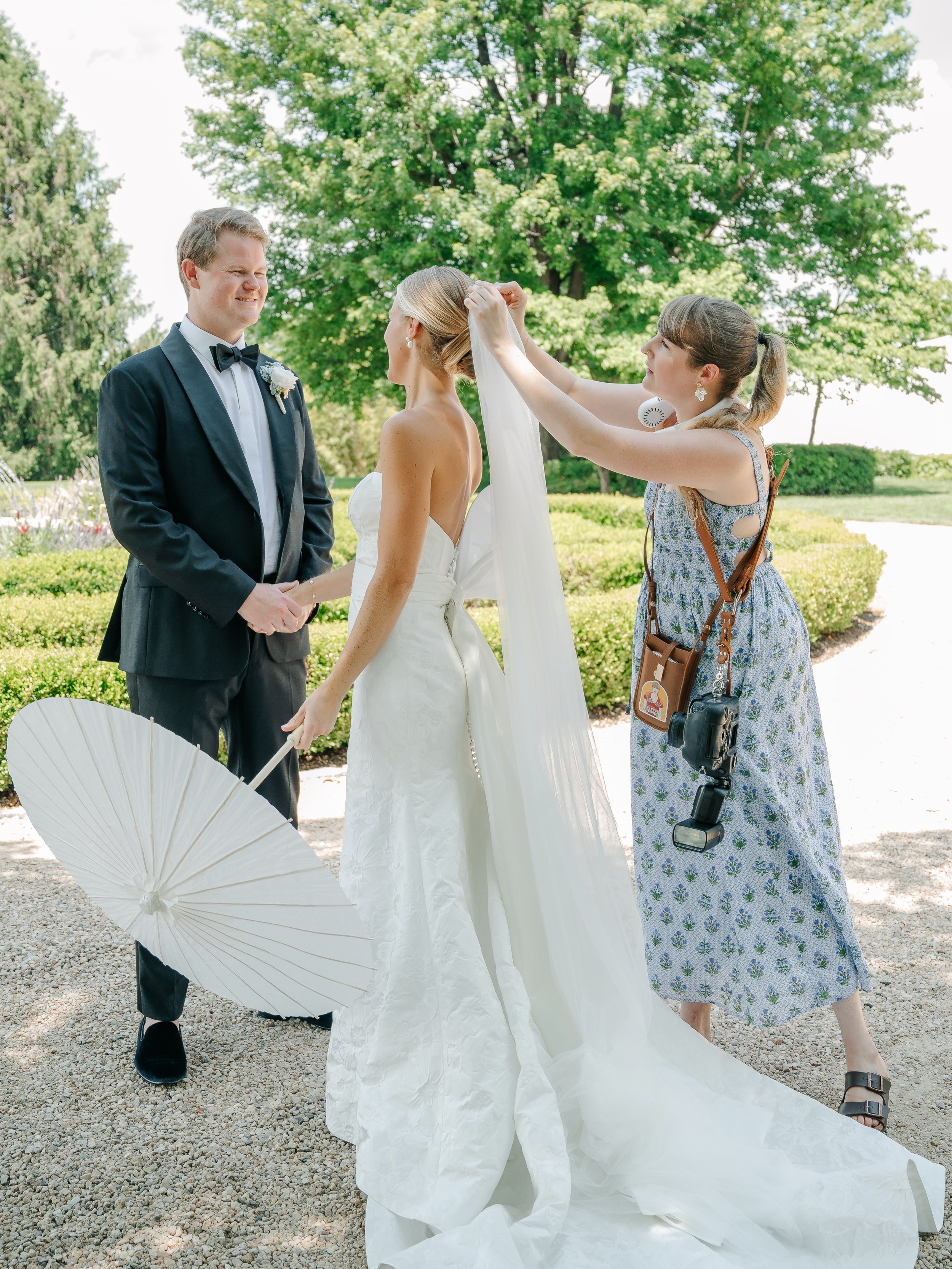 What is it like to work with me? This is SO important and being the right fit makes alllll the difference.
1. I&rsquo;m there for you two. I want to tell YOUR story, not mine-so that means working alongside you to ensure it&rsquo;s told how you envis