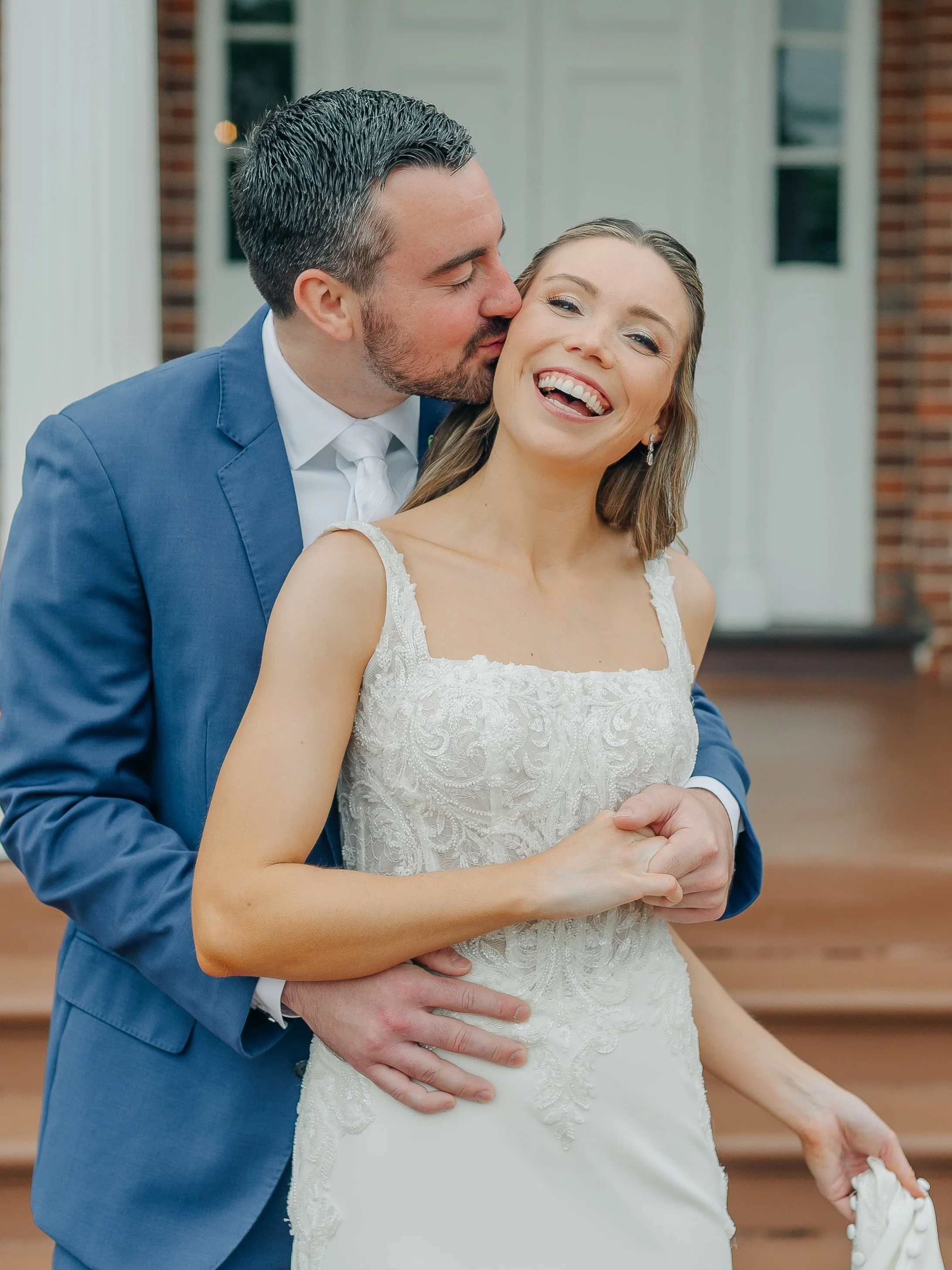 There&rsquo;s nothing like overcast to really set the mood and also make every photographers life easy. I know brides love sunshine and rainbows, but give me overcast, fog or a soft mist to bring the romance novel vibes&hellip;you can call me the Jan