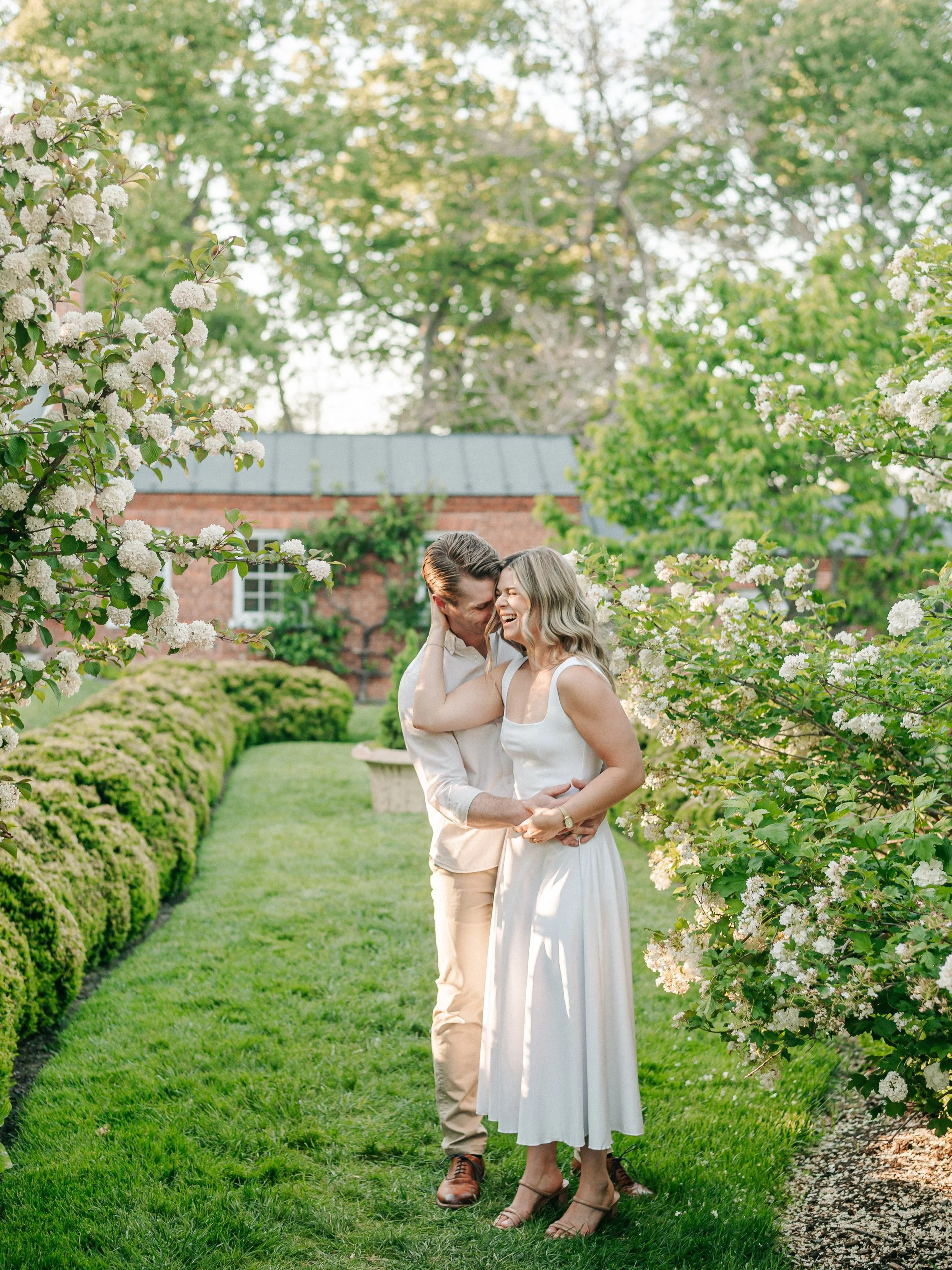 Trying to keep my sanity AND post on social media during peak wedding season&hellip;thank GOD im medicated. (Shout out to mental health!) luckily I have THE BEST couples who make me want to post their stunning photos 🥂✨ I&rsquo;m truly so grateful t