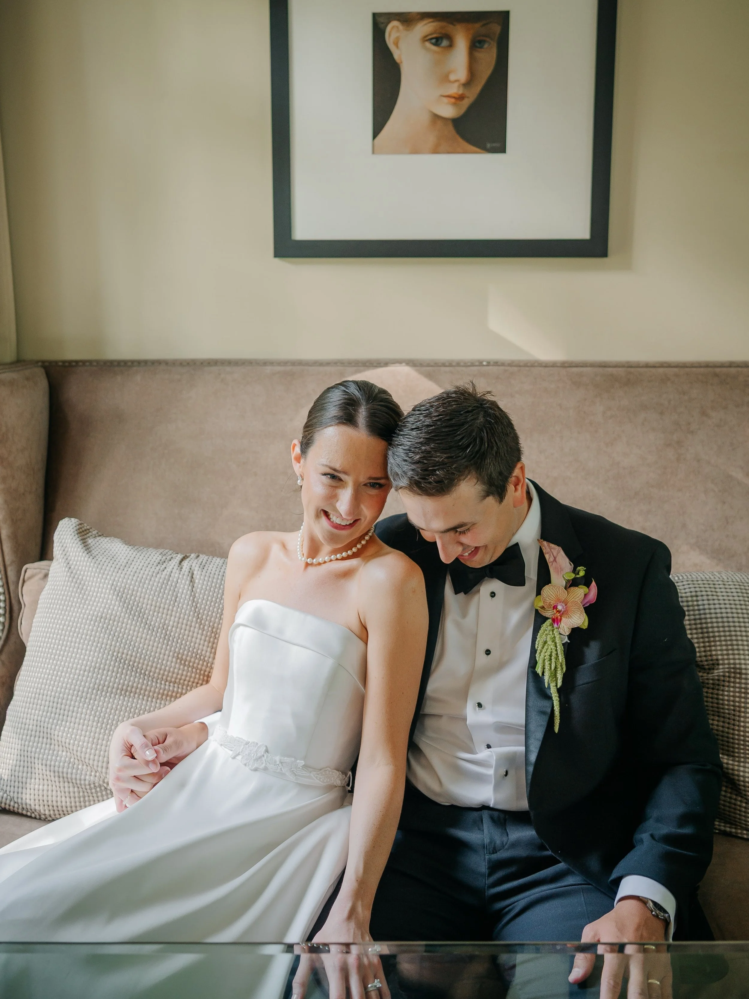 Catching up from the weekend, first up is K+E with their colorful garden party at the @innatwillowgrove. @amymarieevents created this magical oasis full of beautiful flowers and gorgeous linens. It truly felt like a Kennedy wedding on the coast. Thei