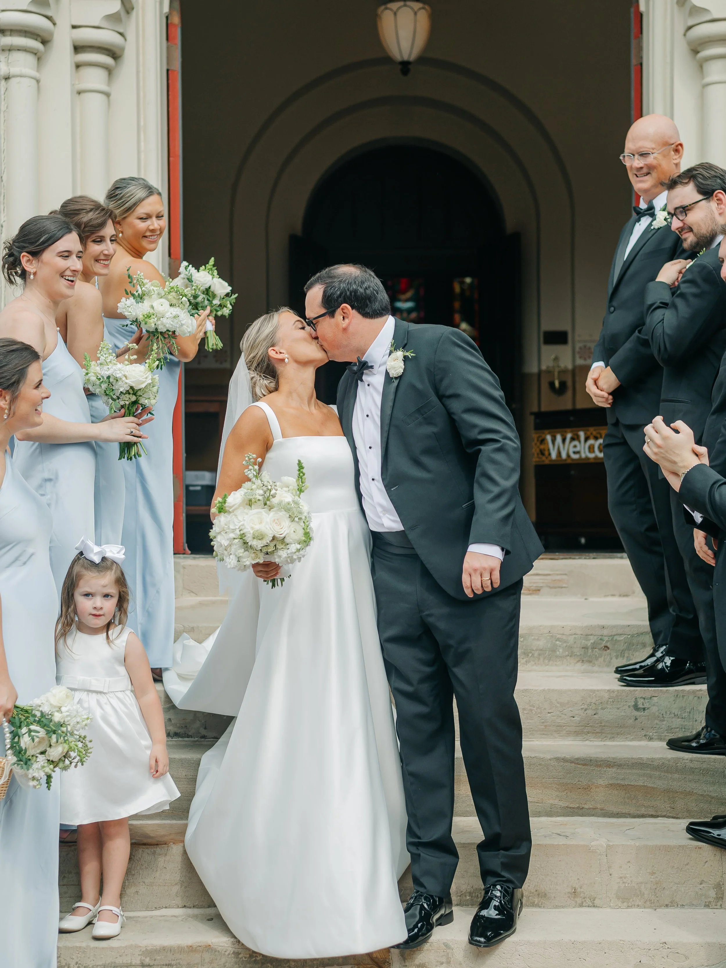wedding photos that feel like a love story&mdash;not a photoshoot🤍

Saturday was the kind of wedding day that reminds me why I love this job so much. These two met in High School, went their separate ways-but were reunited exactly when the time was 