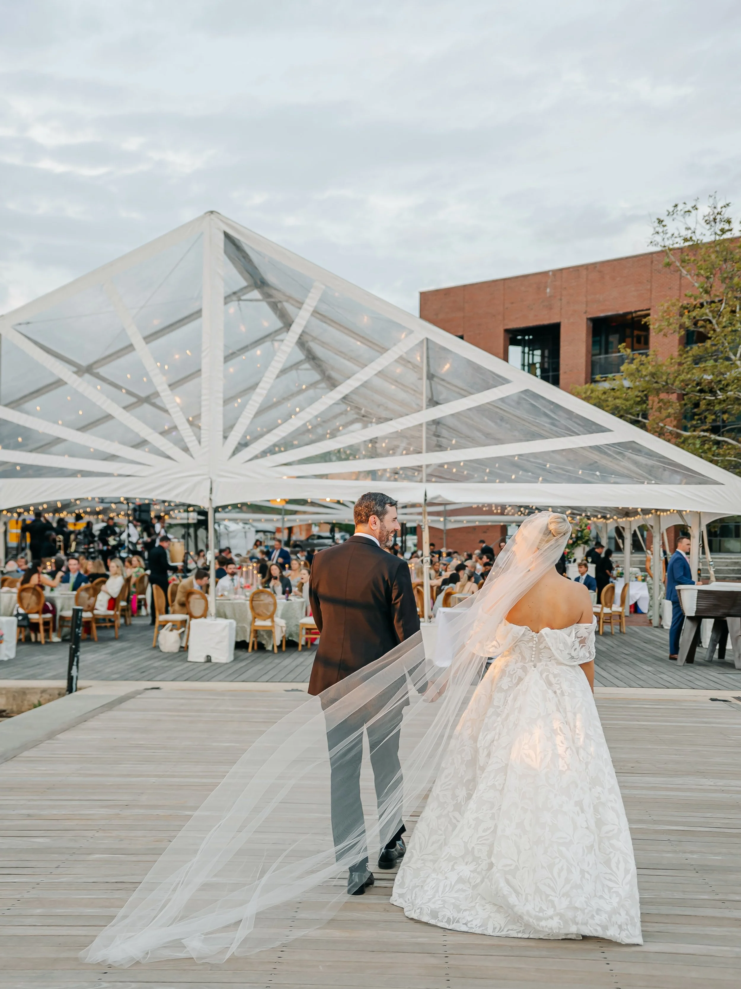 Still not over this one &amp; at this point, I&rsquo;m not sure I ever will be ✨

A waterfront ceremony. Sailboats passing by. The most beautiful explosion of color against the harbor. Dinner under a clear tent. A live band. A dress that deserved app