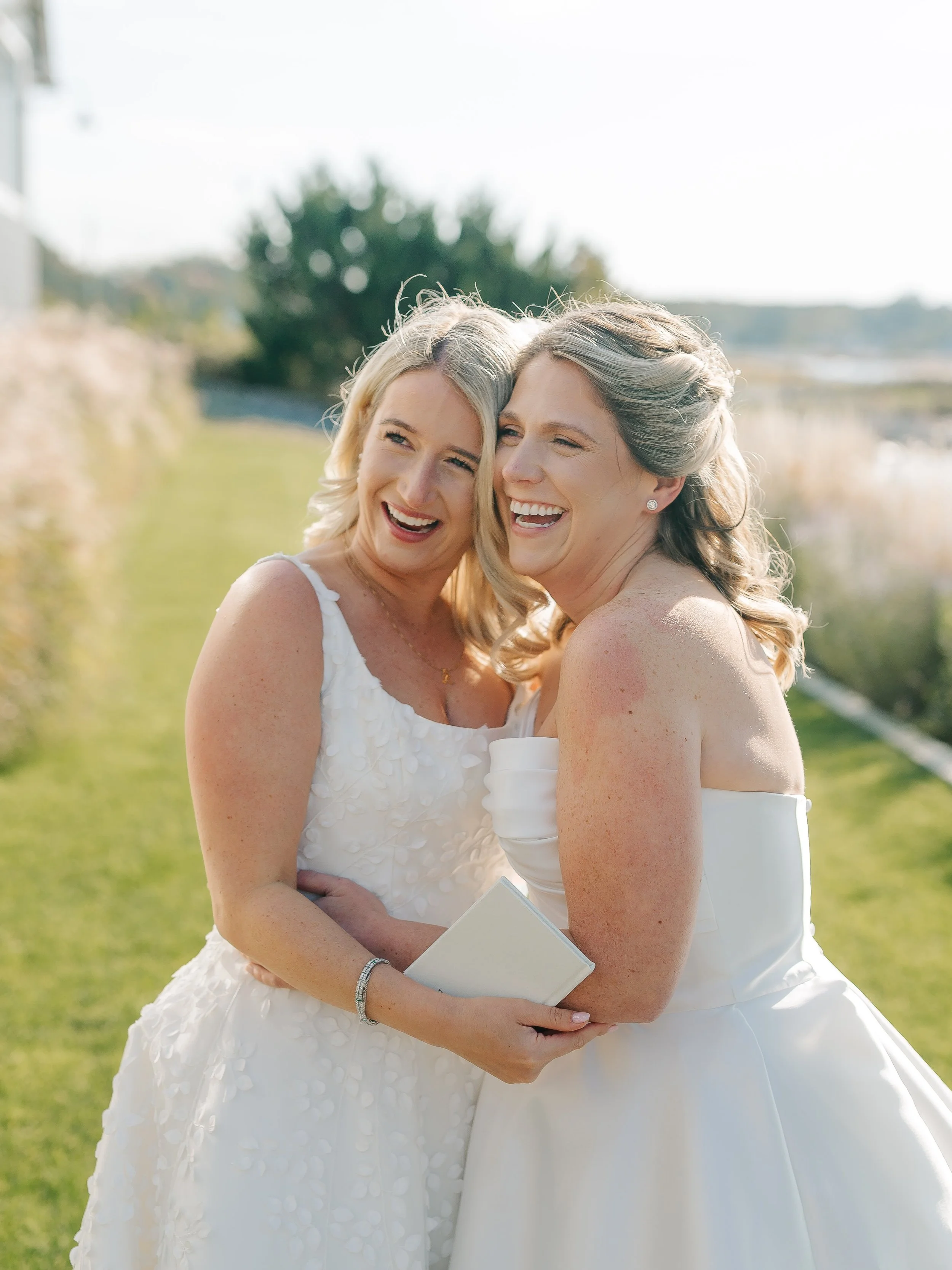 The best wedding photographs aren&rsquo;t always the ones where everyone is looking at the camera&hellip;
-Sometimes they&rsquo;re the ones where you&rsquo;re laughing so hard you forget it&rsquo;s there or the ones where you reach for each other&rsq