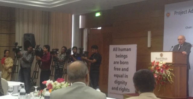 The head of the Justice Audit, Johann Kriegler, presenting the Justice Audit in Dhaka today.