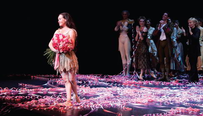 IMAGE: LUCINDA DUNN's fAREWELl performance of manon