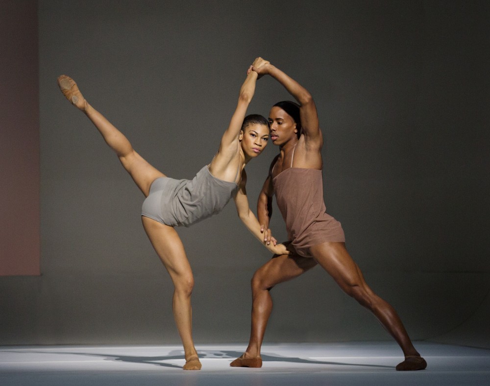 Alvin ailey dancers, Ghrai DeVore and Daniel Harder in wayne mcgregor's 'chroma' photo - Paul Kolnik