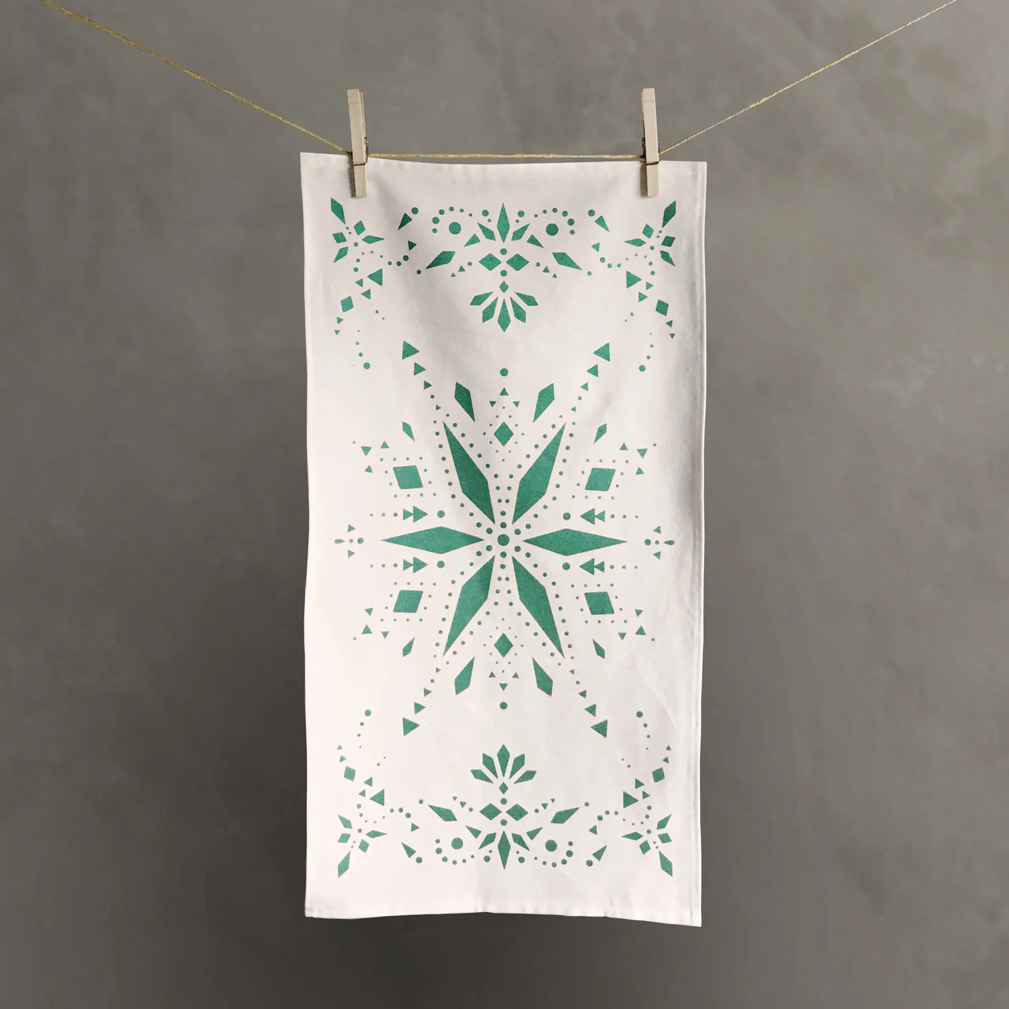 Green_Hanging_Star.jpg
