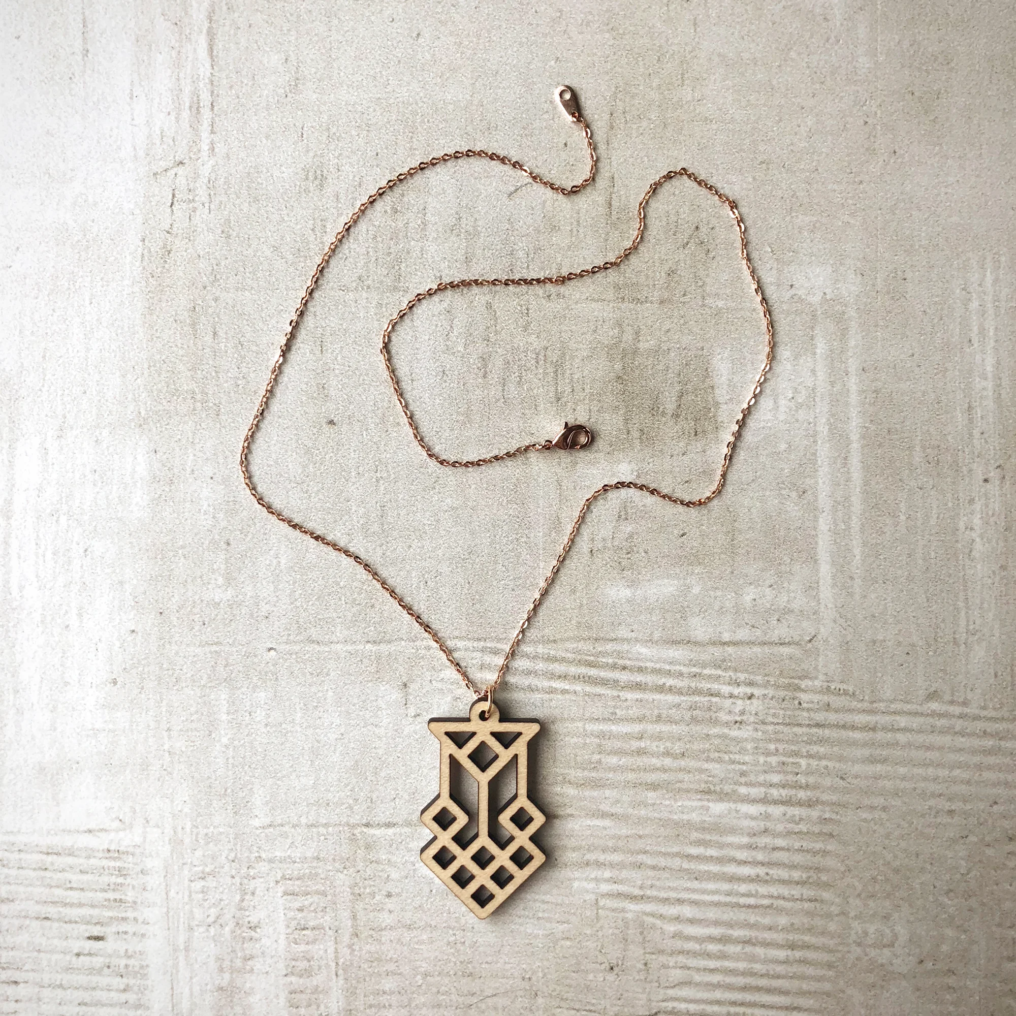 Honeycomb_Necklace2.jpg