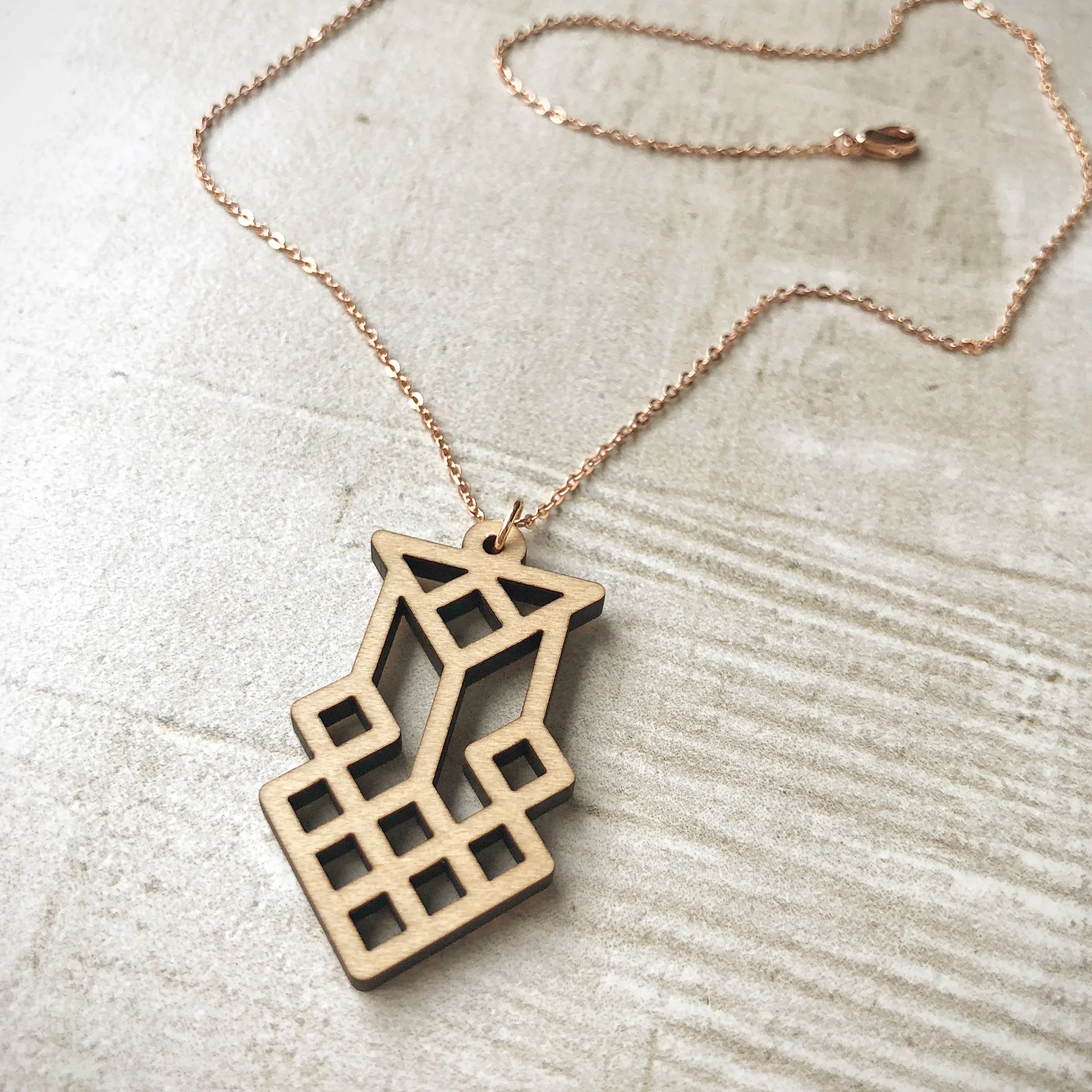 Honeycomb_Necklace4.jpg