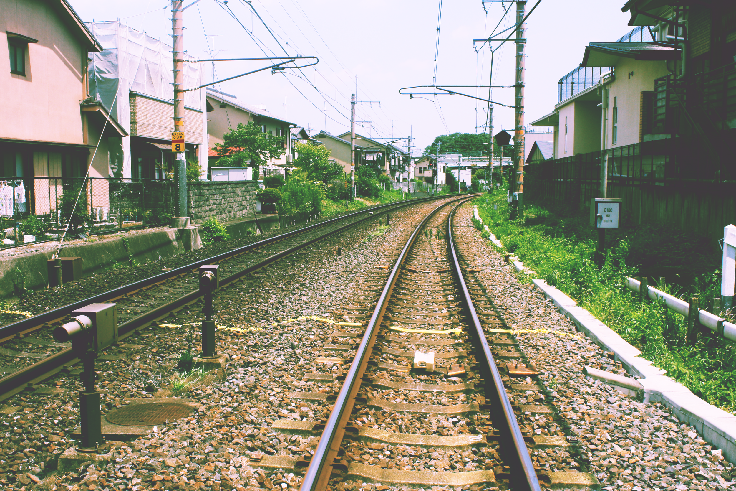 tracks.png