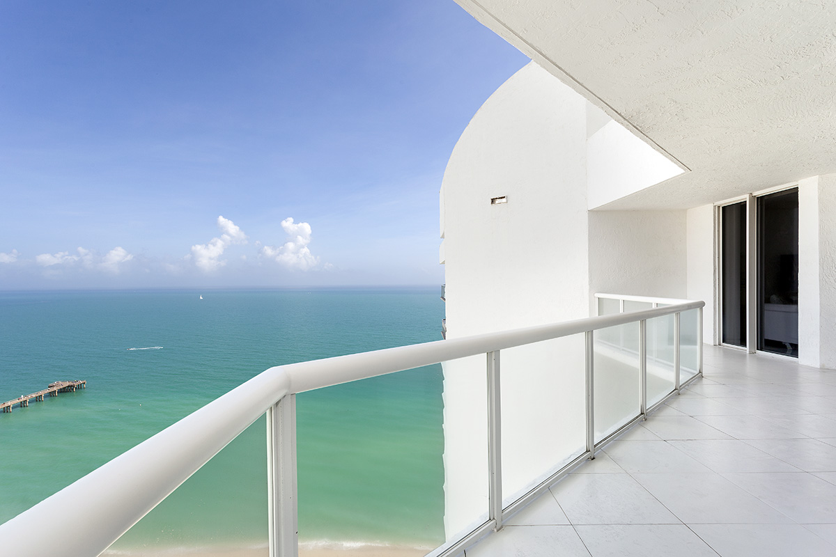 Balcony web.jpg