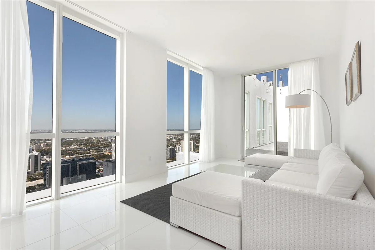 Roof Top Sun Room WEB.jpg