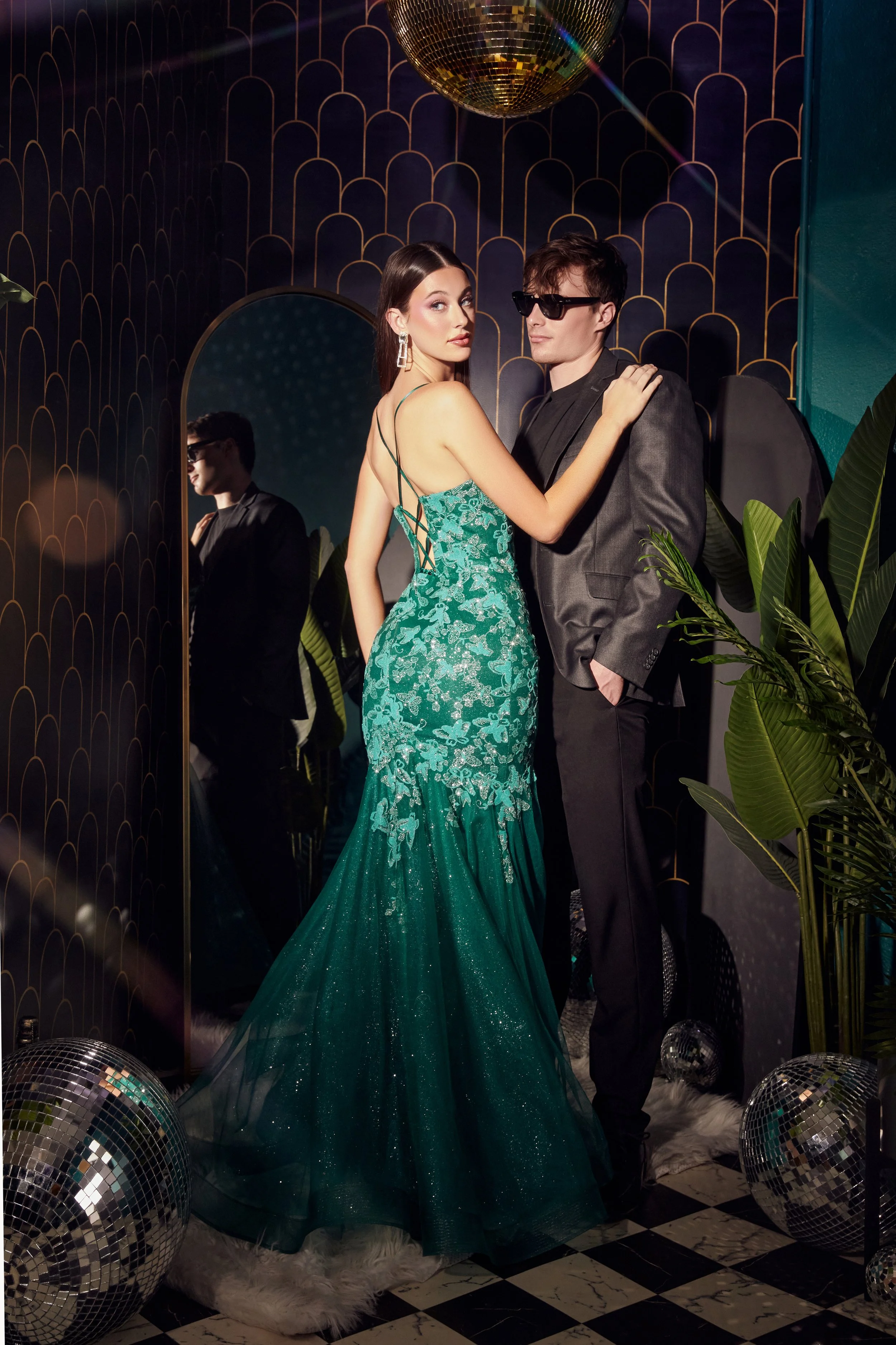CB112_emerald_1.jpg