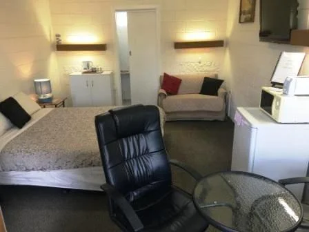 std room aug 2016.jpg