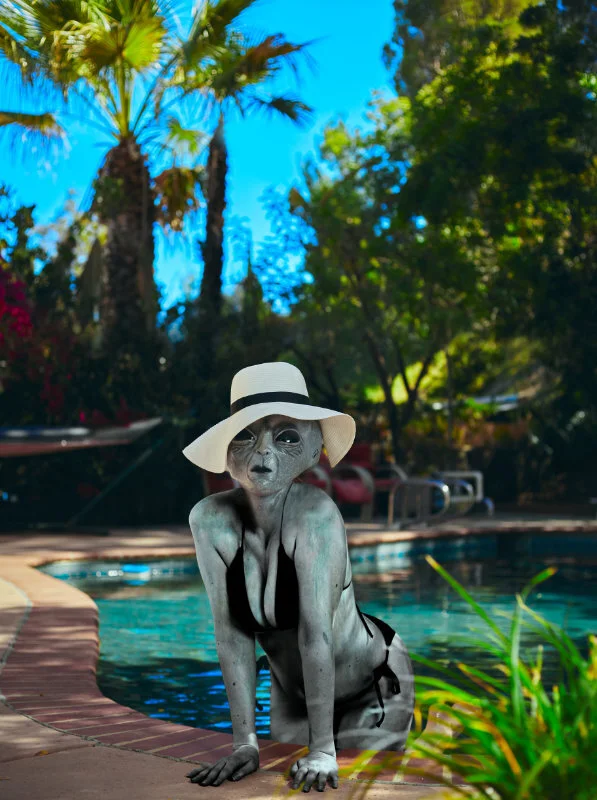 Alien_Pool_Day_09-04-2021_03a-sml.jpg