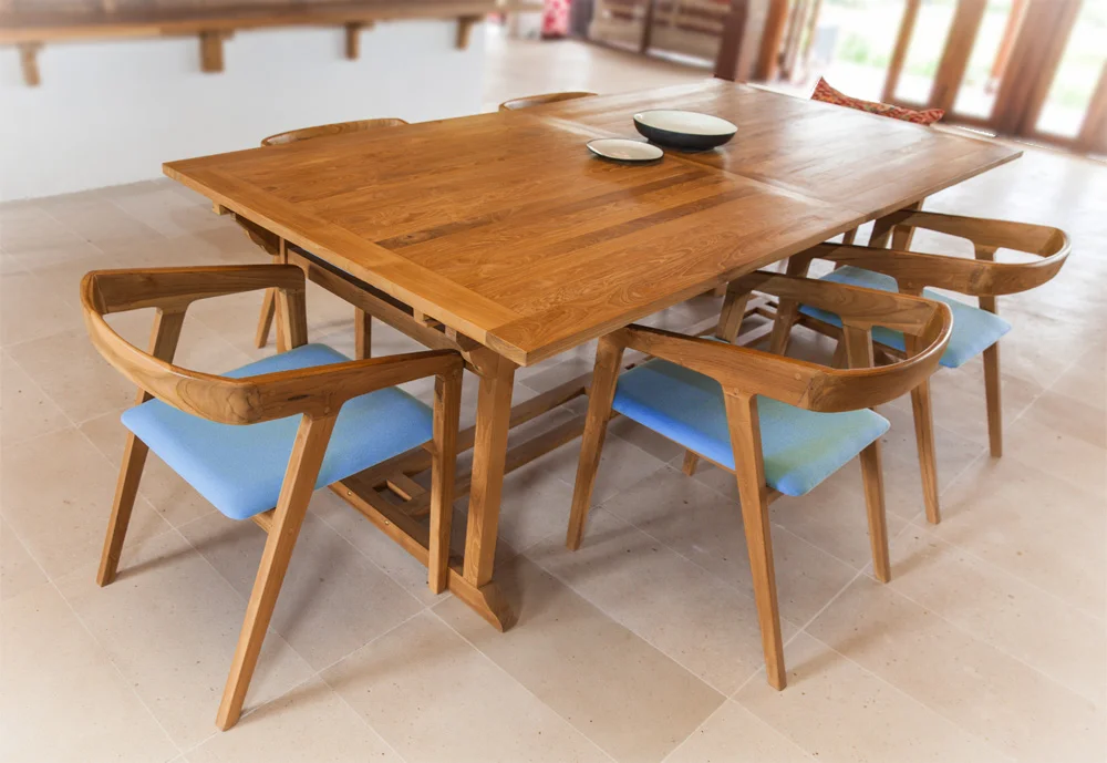 table deck and chair sanur.jpg