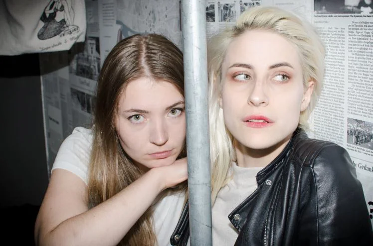 pale honey.jpg