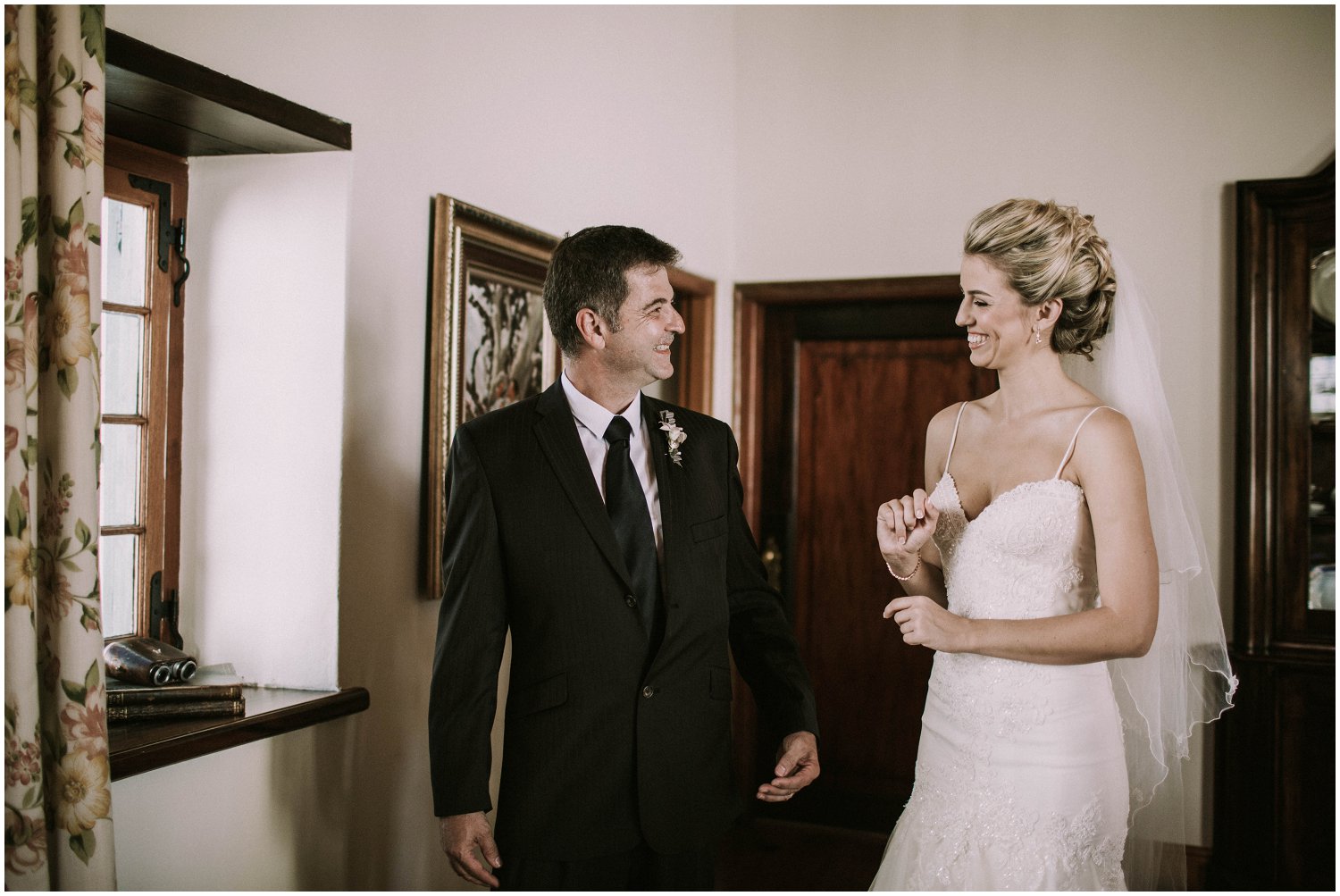 Top Artistic Documentary Wedding Photographer Cape Town South Africa Rue Kruger_0080.jpg