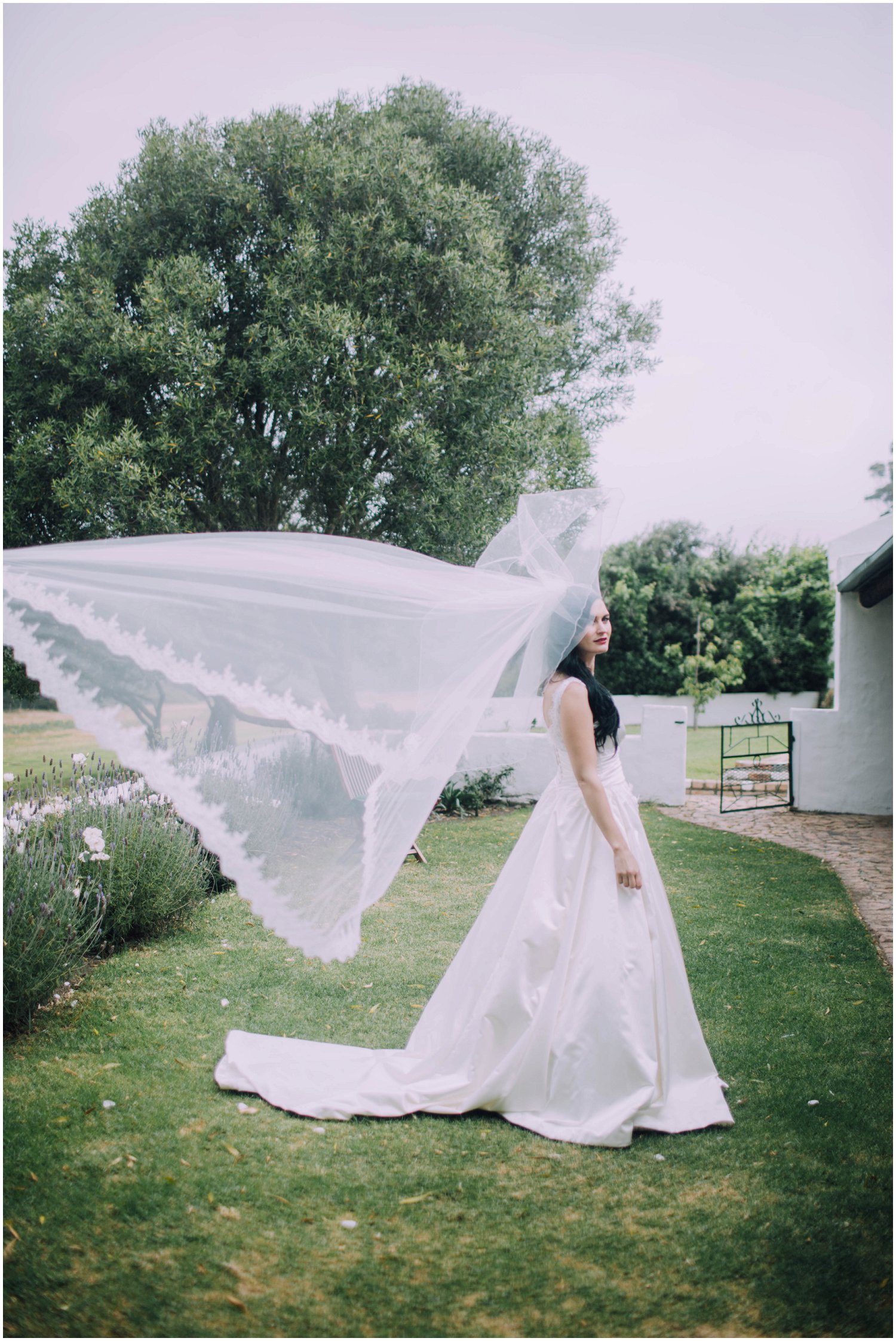 Top Wedding Photographer Cape Town South Africa Artistic Creative Documentary Wedding Photography Rue Kruger_0846.jpg