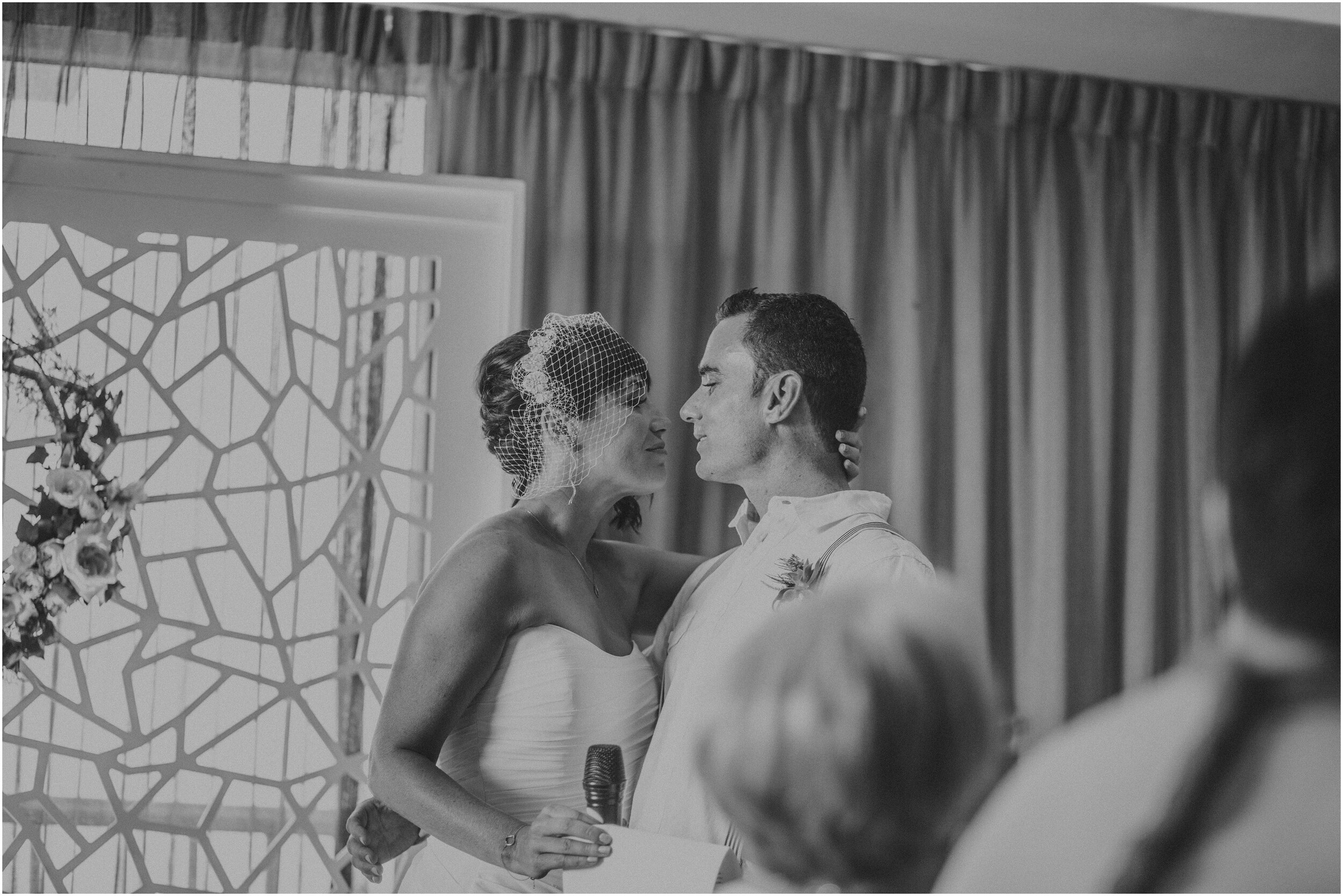 Top Wedding Photographer Cape Town South Africa Artistic Creative Documentary Wedding Photography Rue Kruger_2054.jpg