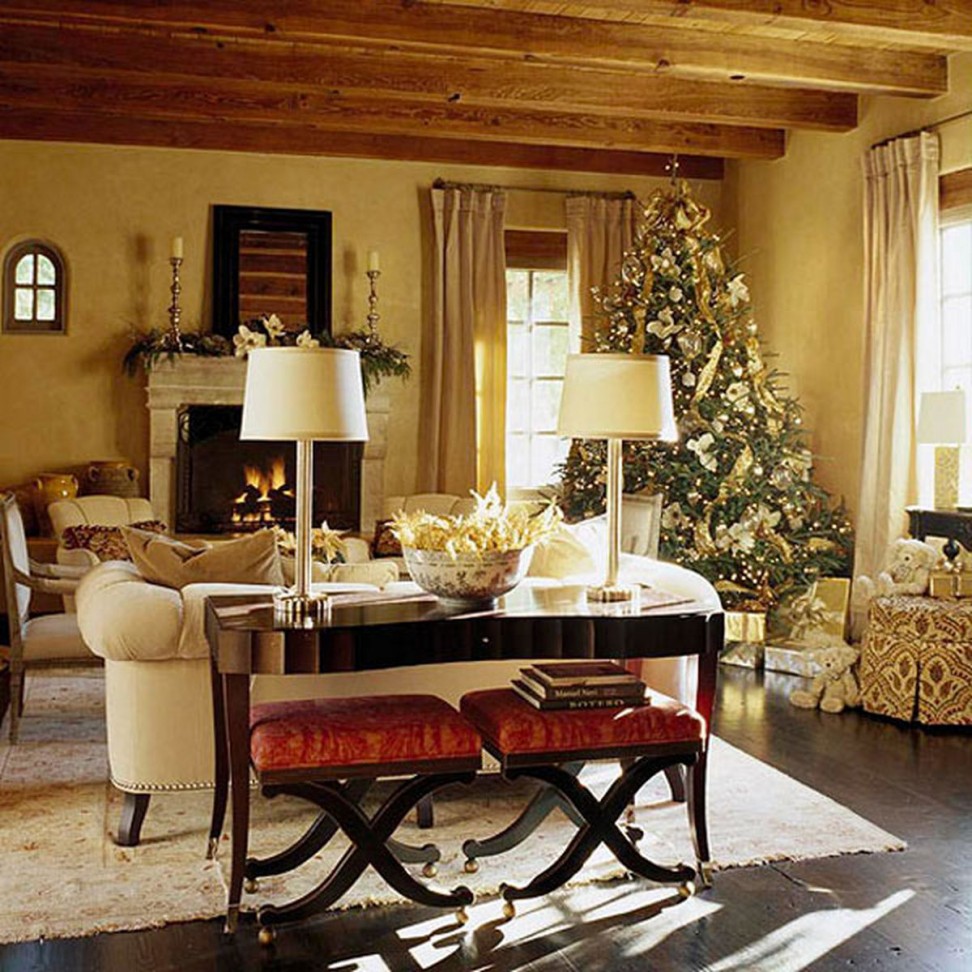 interior-exotic-vintage-white-living-room-interior-design-with-sweet-lovely-christmas-decor-extravagant-room-christmas-decorations-972x972.jpg