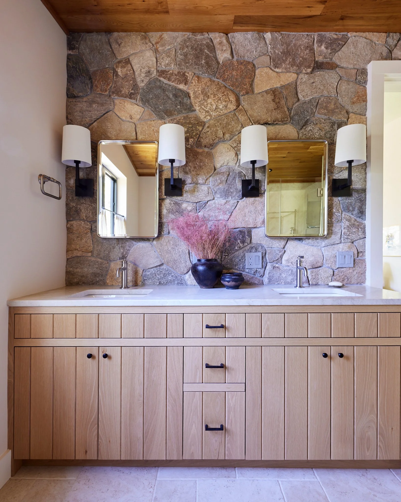 06_09JossCitroneCoyle_MapleLaneHome_231.jpg
