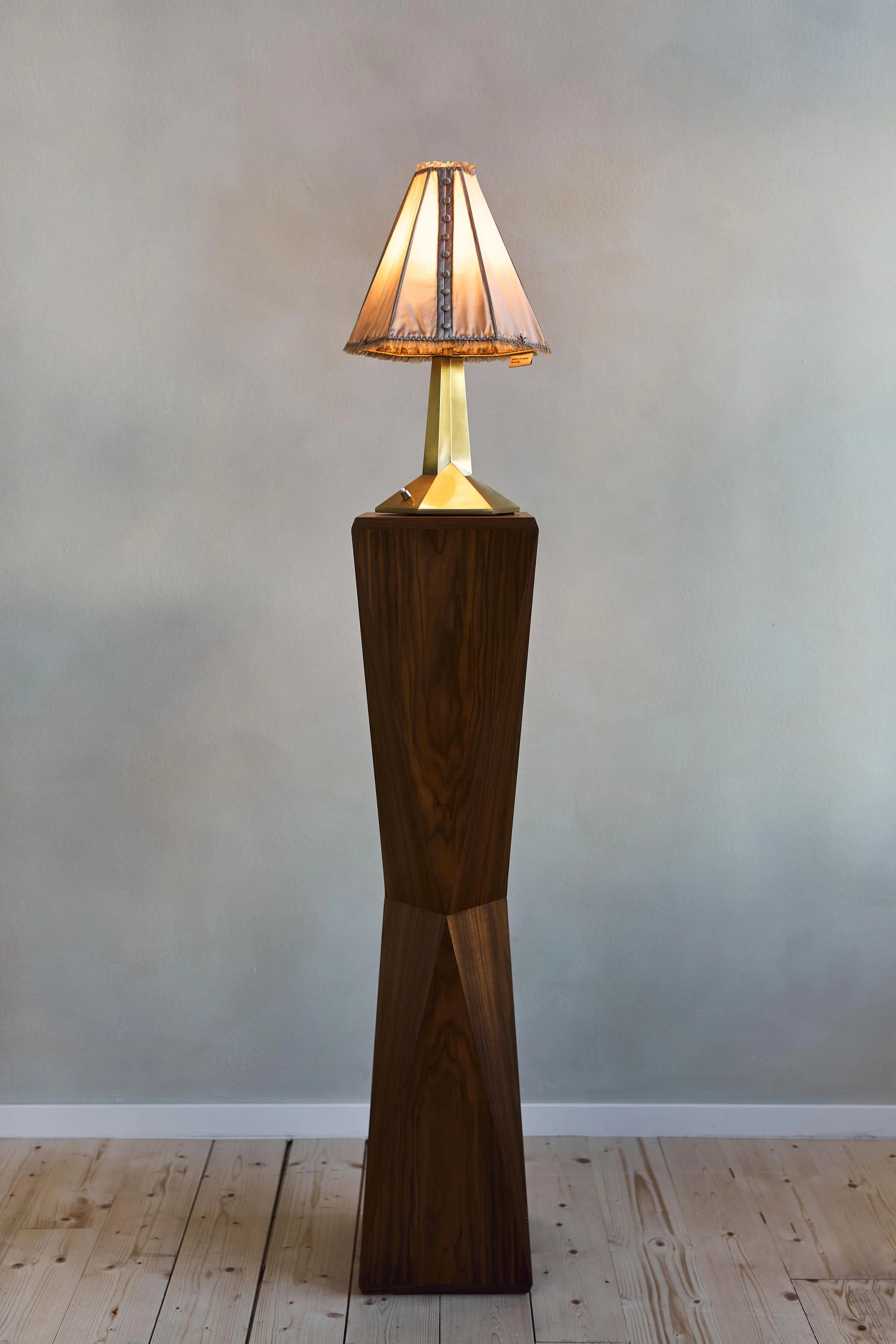 CAMISOLE lamp