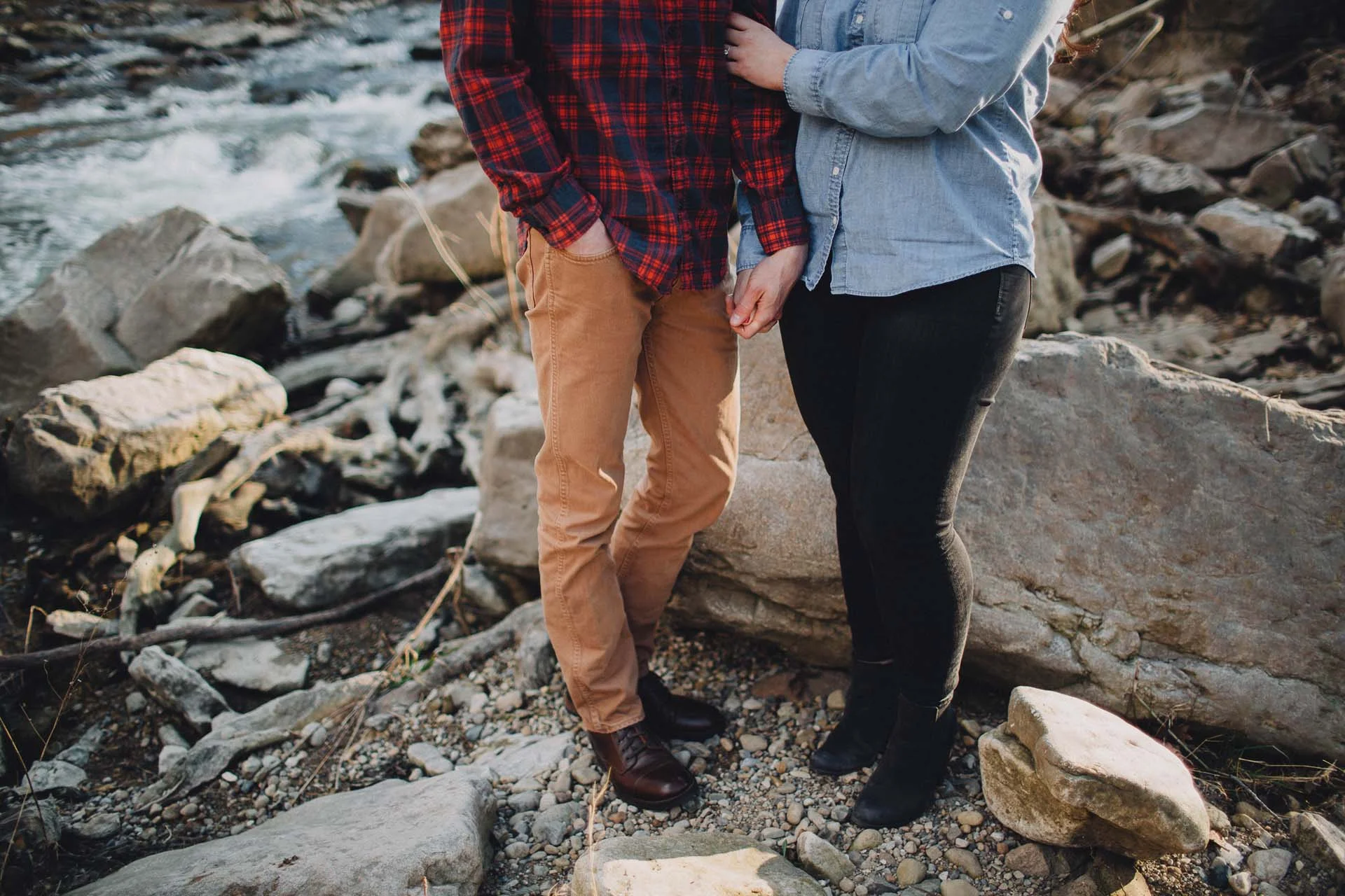 Dayton-Ohio-Adventure-Engagement-007.jpg