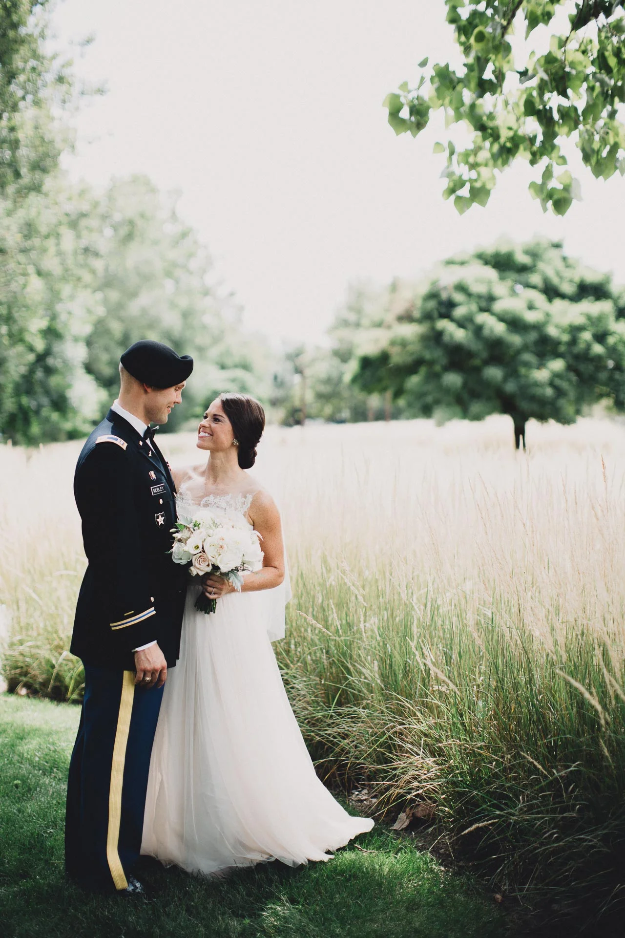 Emily-Eddie-Cincinnati-Rennaissance-Hotel-Wedding-048@2x.jpg
