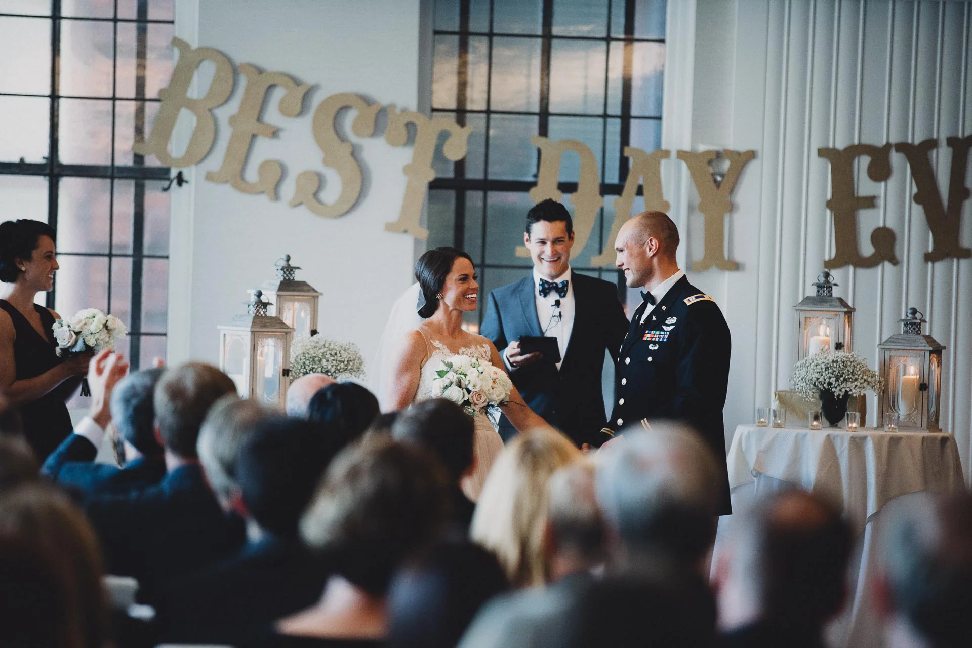 Emily-Eddie-Cincinnati-Rennaissance-Hotel-Wedding-091@2x.jpg