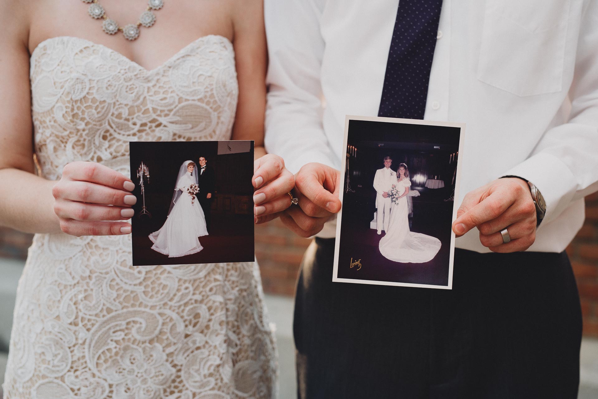 Julia-Michael-Cincinnati-Music-Hall-Wedding-089@2x.jpg