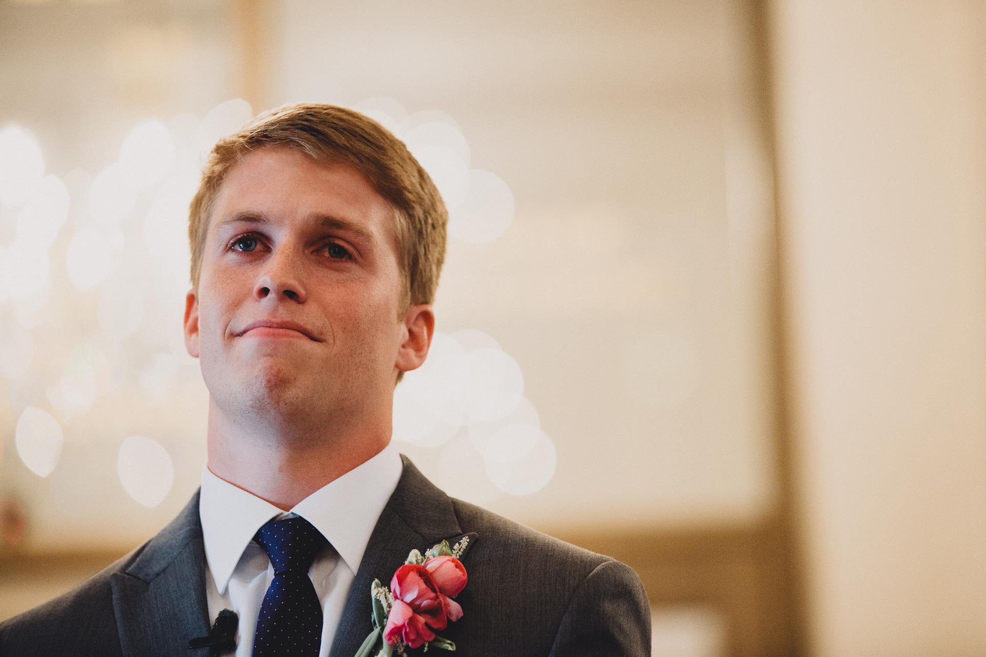 Julia-Michael-Cincinnati-Music-Hall-Wedding-097@2x.jpg