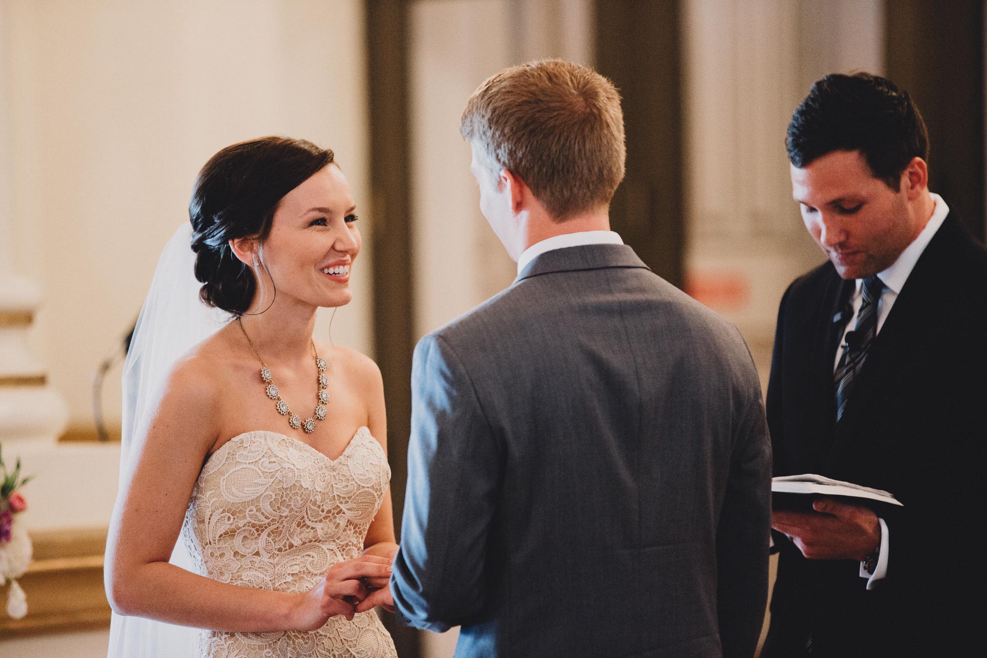 Julia-Michael-Cincinnati-Music-Hall-Wedding-107@2x.jpg