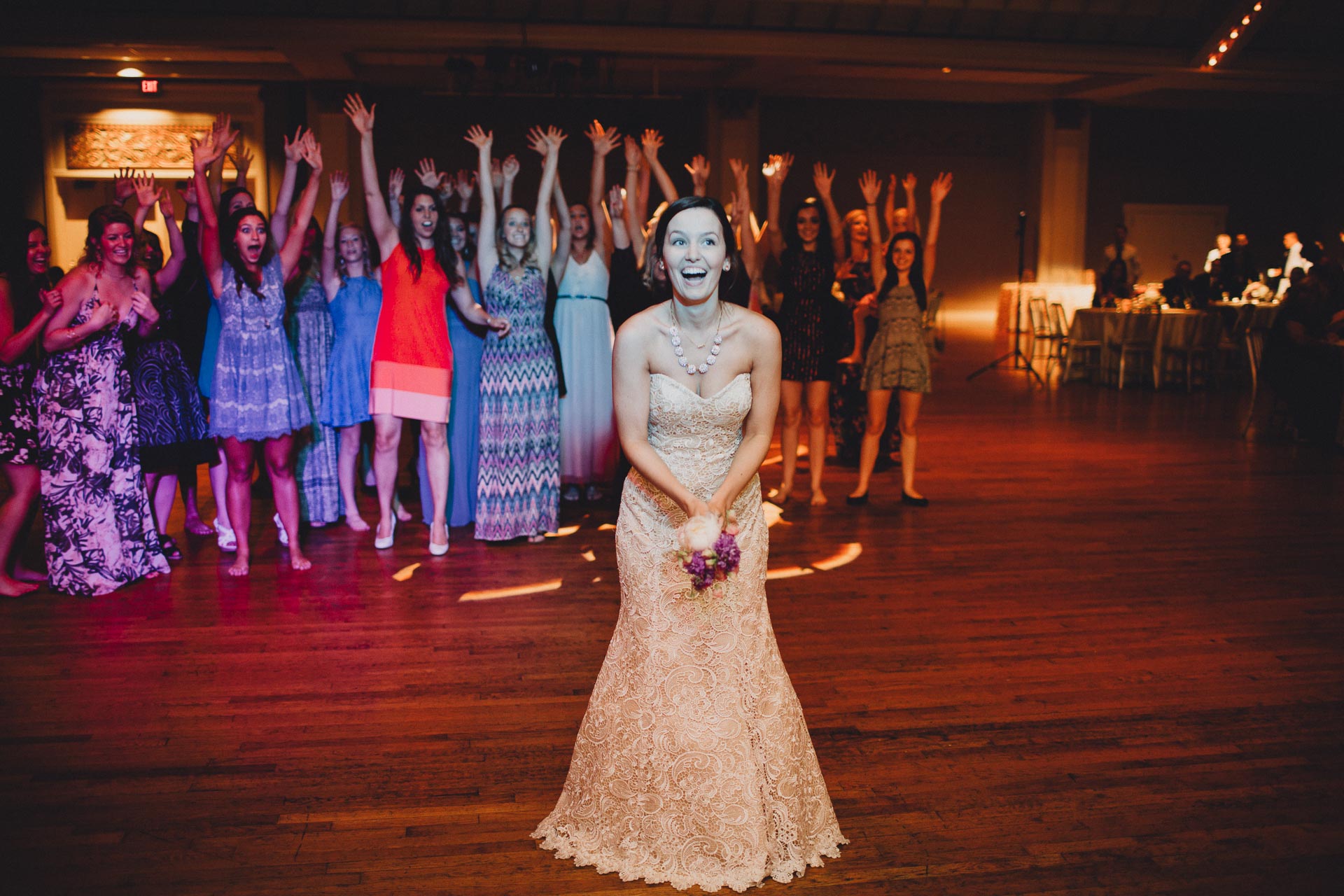 Julia-Michael-Cincinnati-Music-Hall-Wedding-134@2x.jpg