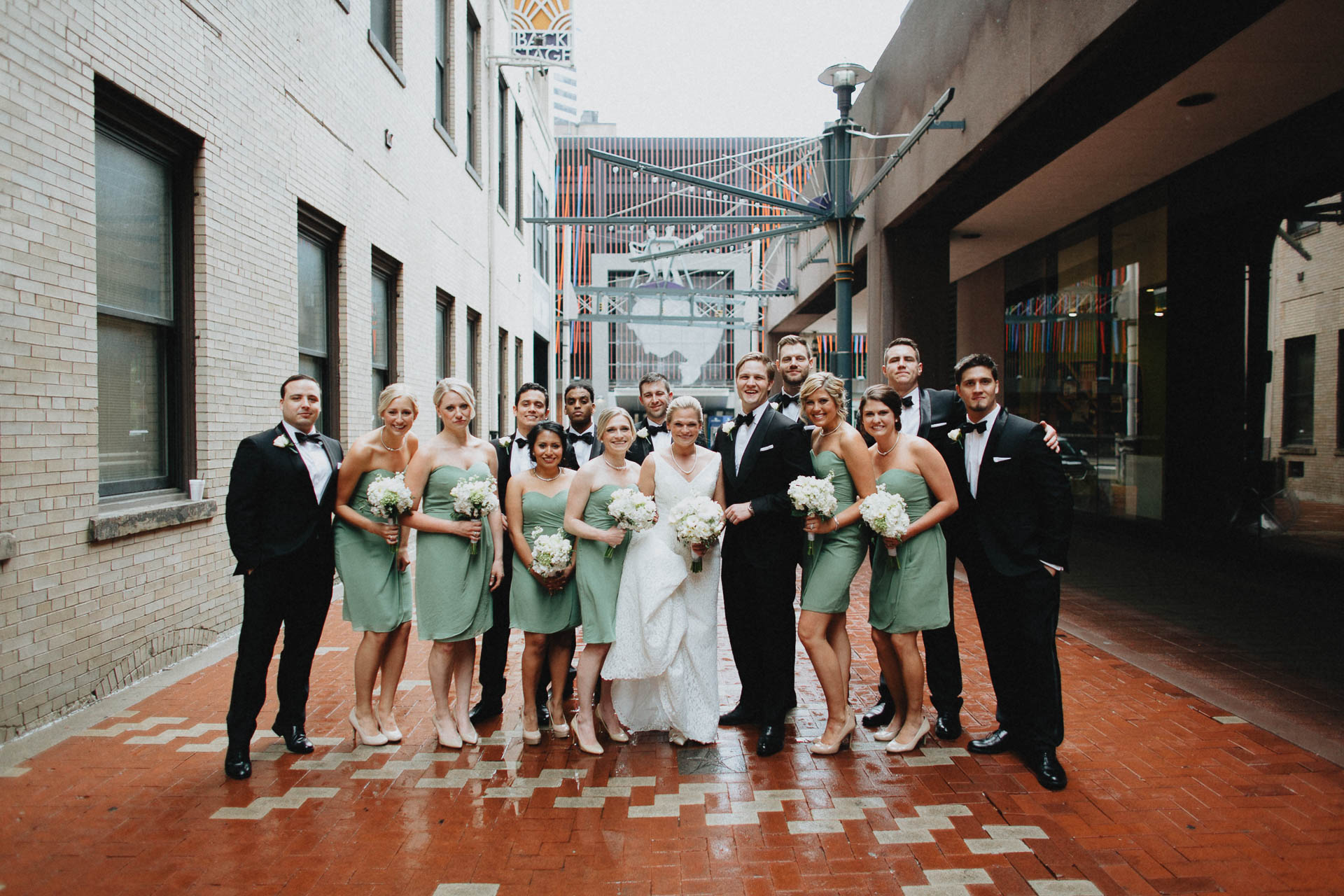 Cincinnati-Contemporary-Arts-Center-Wedding-028.jpg