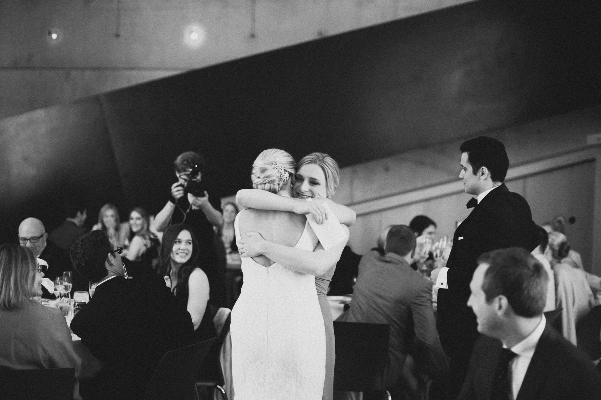 Cincinnati-Contemporary-Arts-Center-Wedding-079.jpg