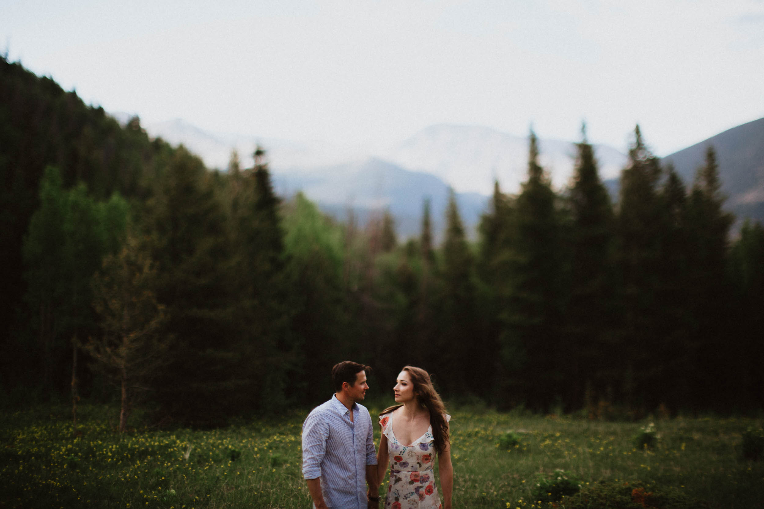 Rocky-Mountain-National-Park-Colorado-Engagement-018@2x.jpg