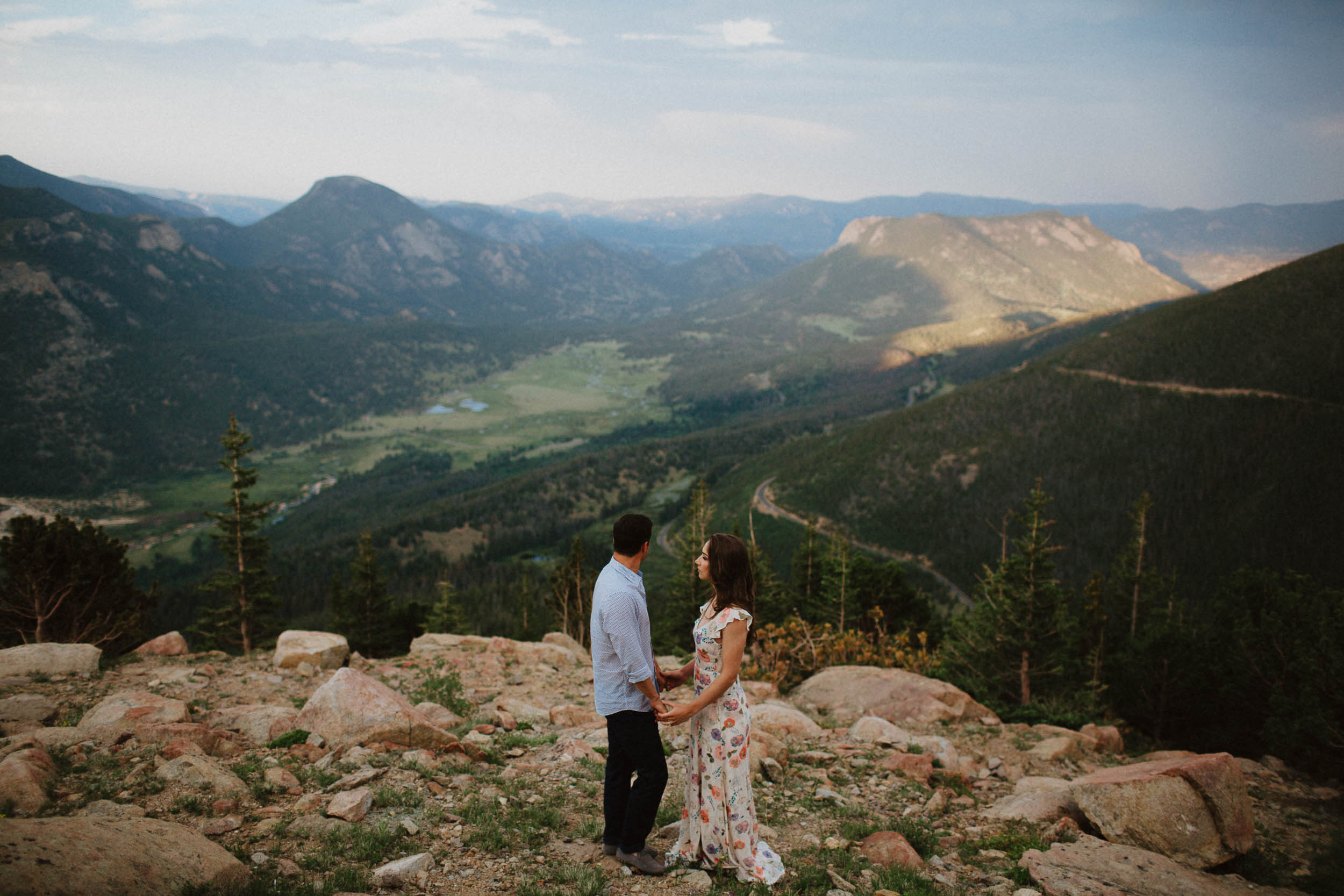 Rocky-Mountain-National-Park-Colorado-Engagement-030@2x.jpg