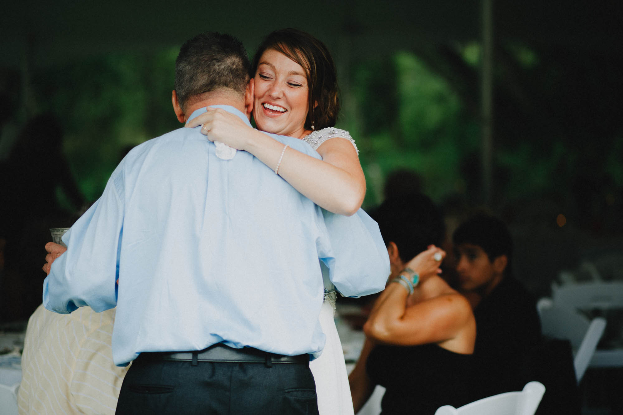 Leah-Graham-Michigan-Outdoor-DIY-Wedding-058@2x.jpg