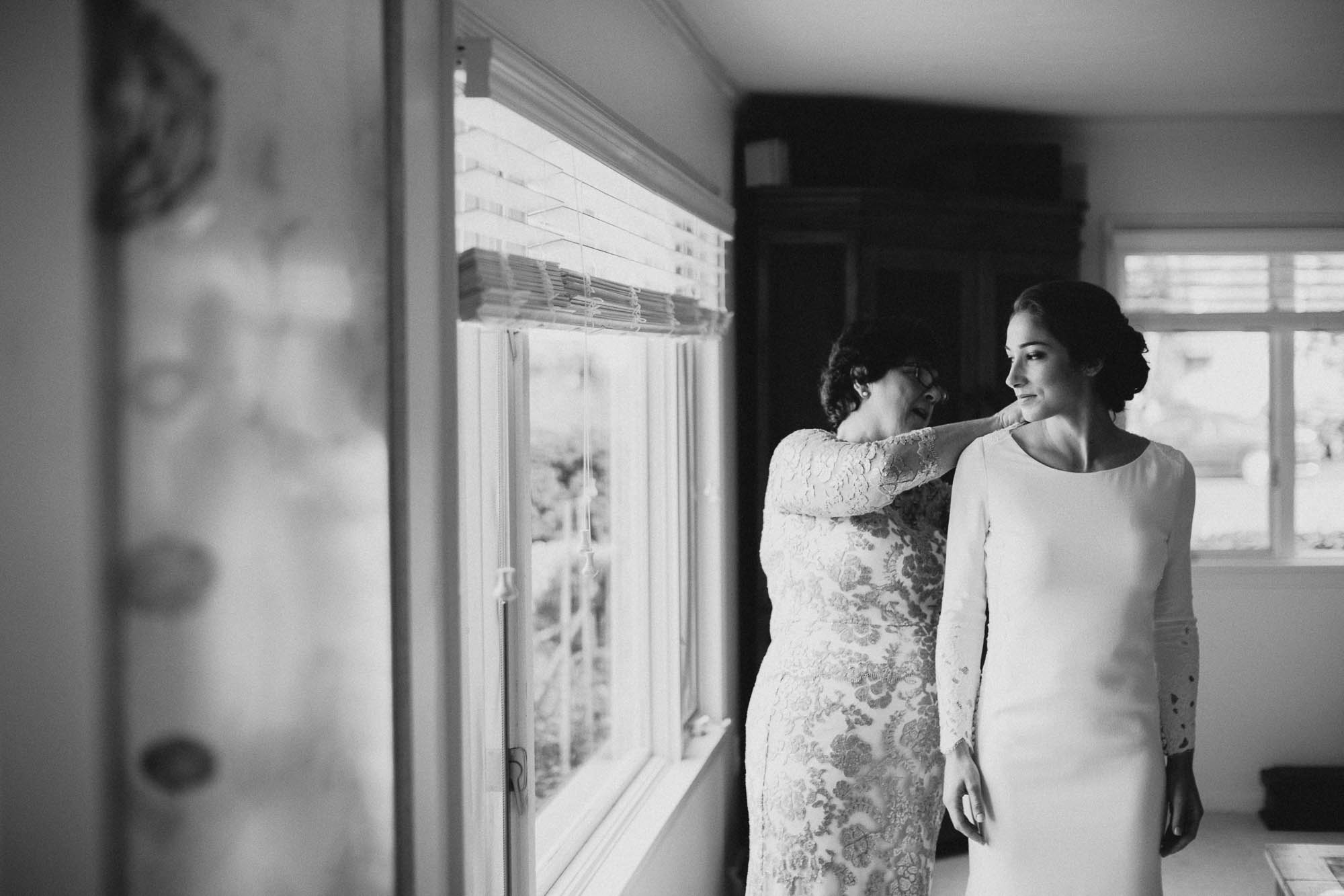 Lauren-Max-Northern-Ohio-Lake-Erie-Put-In-Bay-Wedding-016@2x.jpg