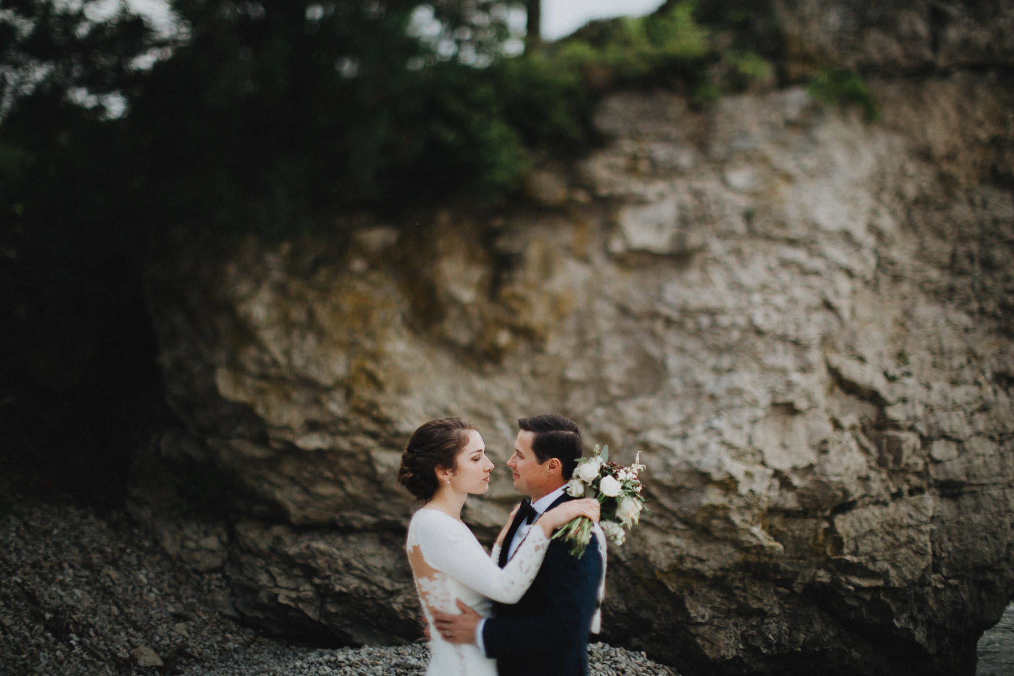 Lauren-Max-Northern-Ohio-Lake-Erie-Put-In-Bay-Wedding-075@2x.jpg