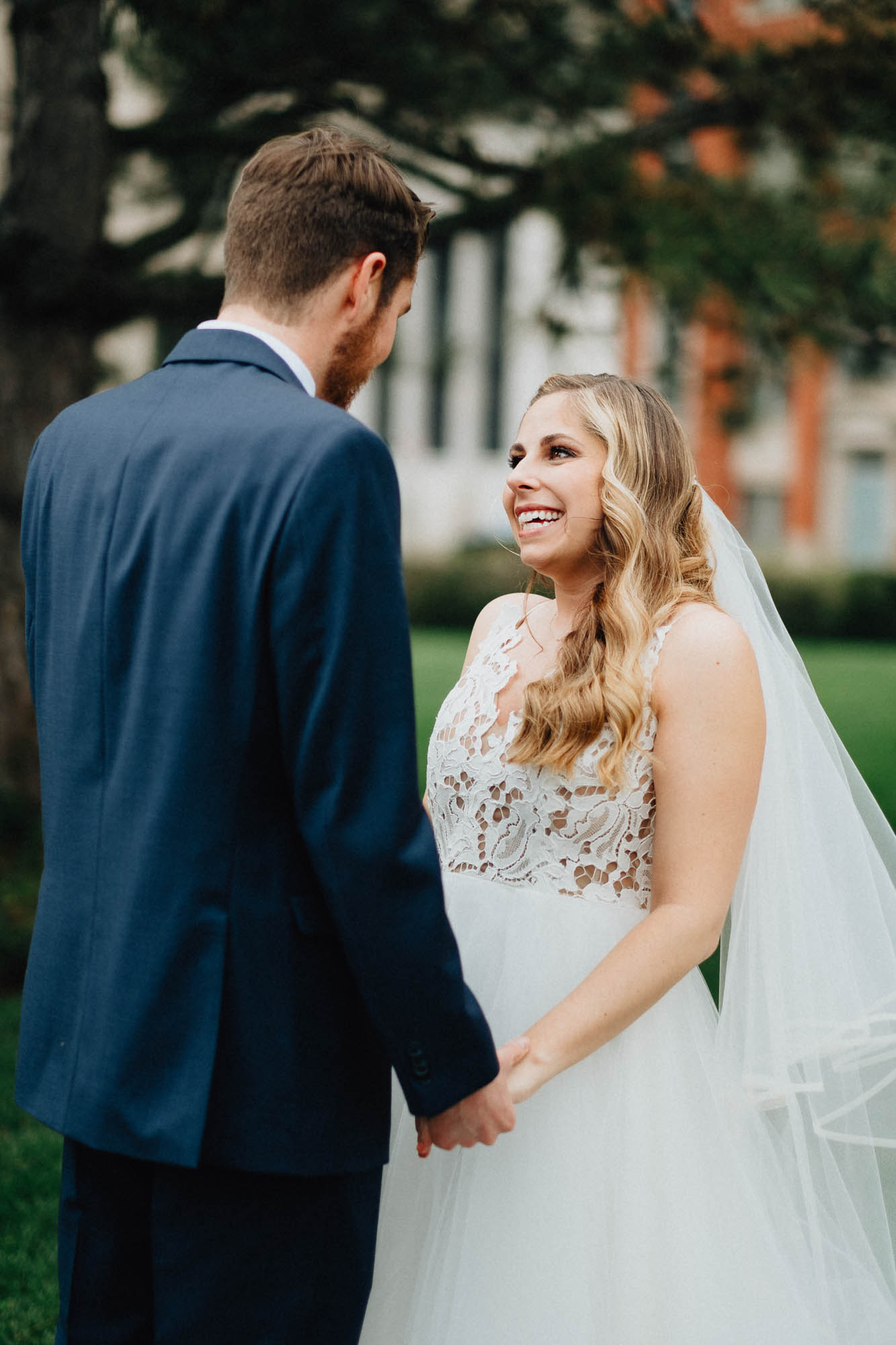 Sara-Tyler-Cincinnati-Wedding-Rhinegeist-Brewery-033.jpg