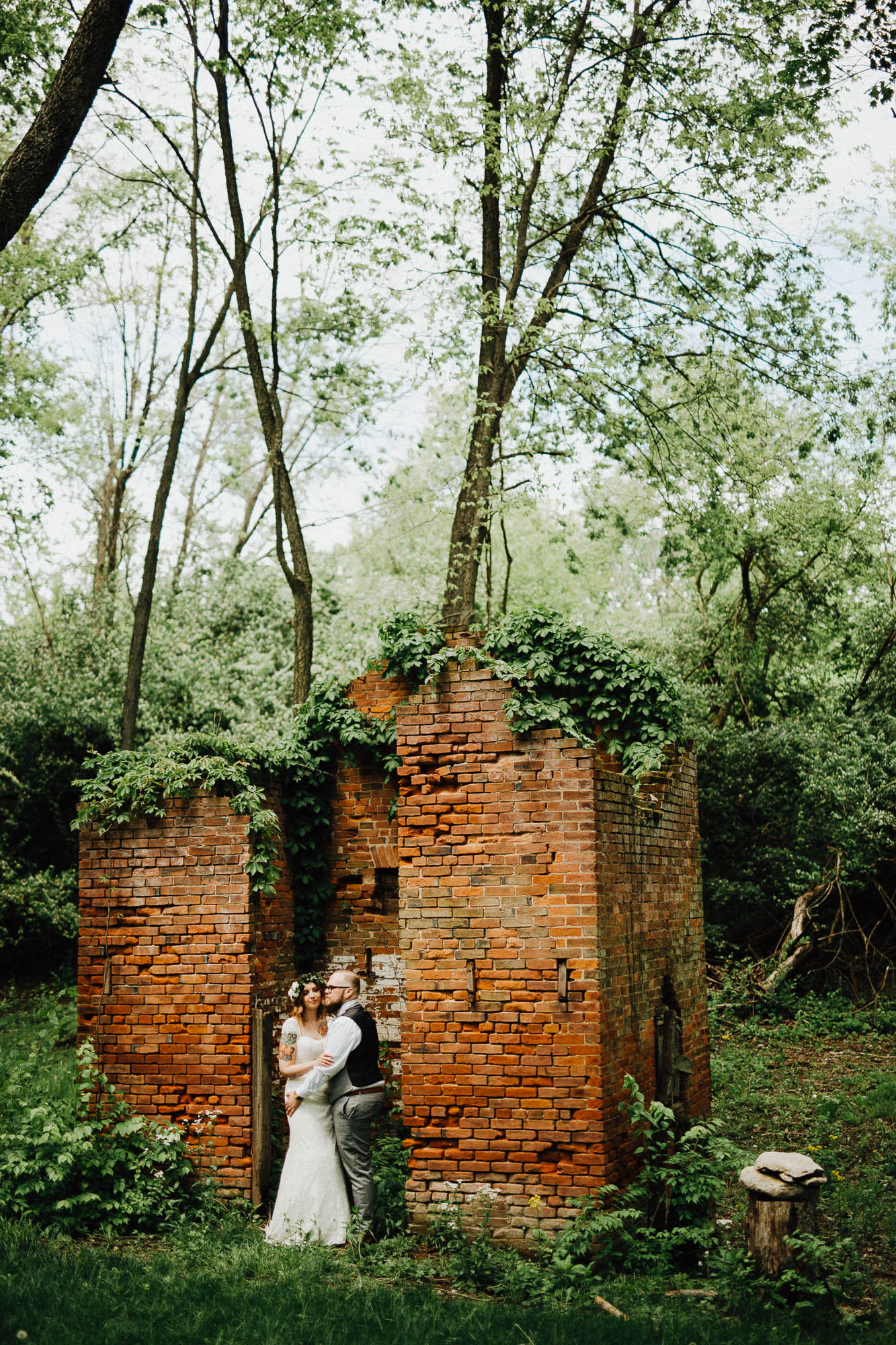 Jessi-Jake-The-Brauns-Ohio-Barn-B&B-Wedding-048@2x.jpg