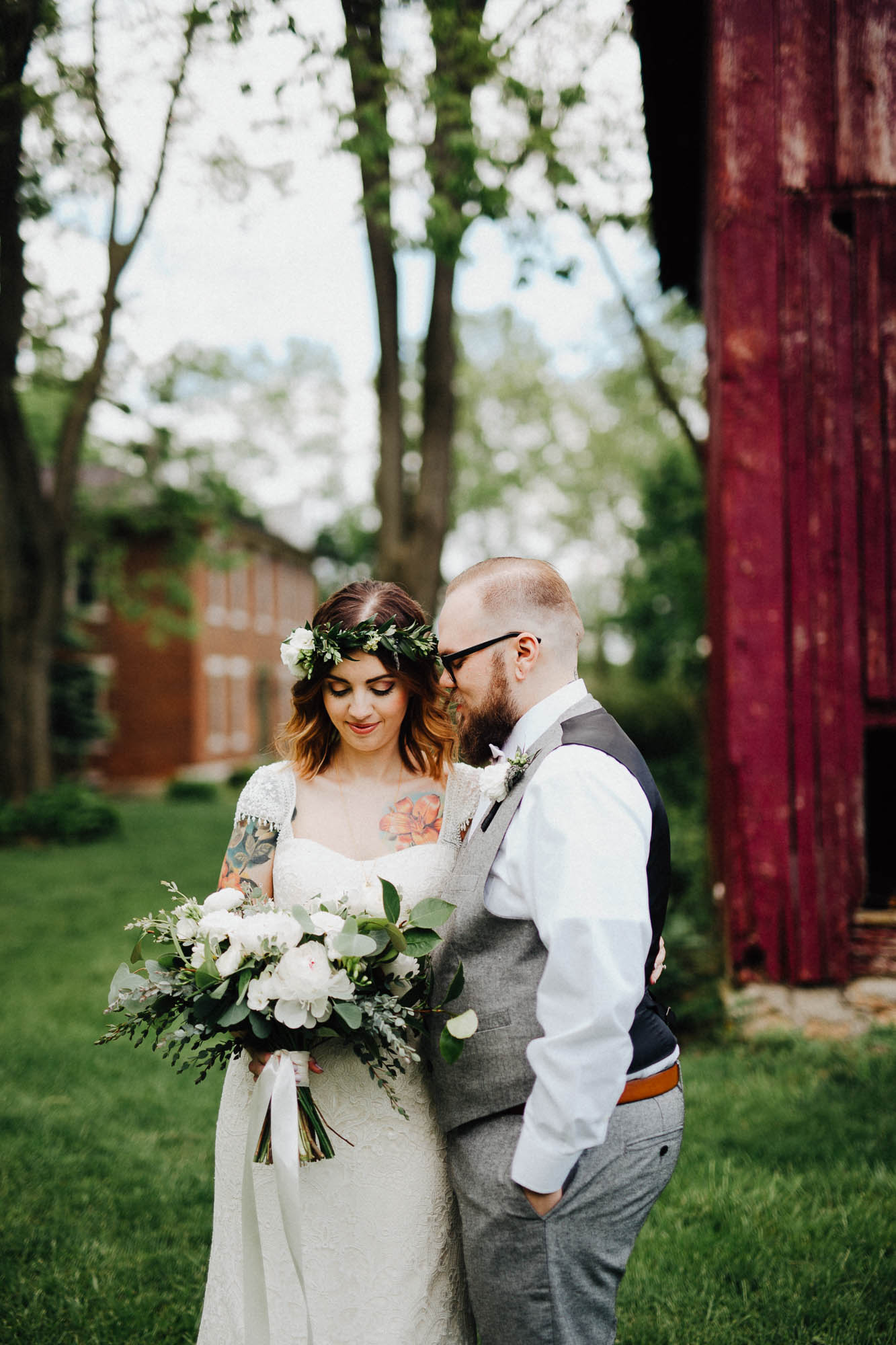 Jessi-Jake-The-Brauns-Ohio-Barn-B&B-Wedding-033@2x.jpg